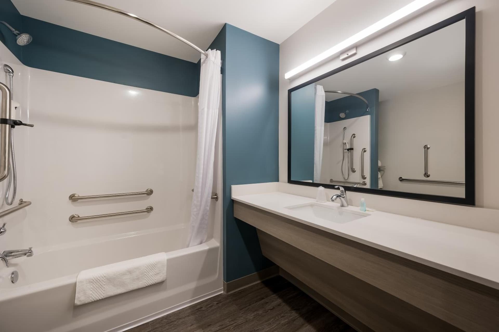 WoodSpring Suites Detroit Sterling Heights gallery photo in Sterling Heights, MI — image 32