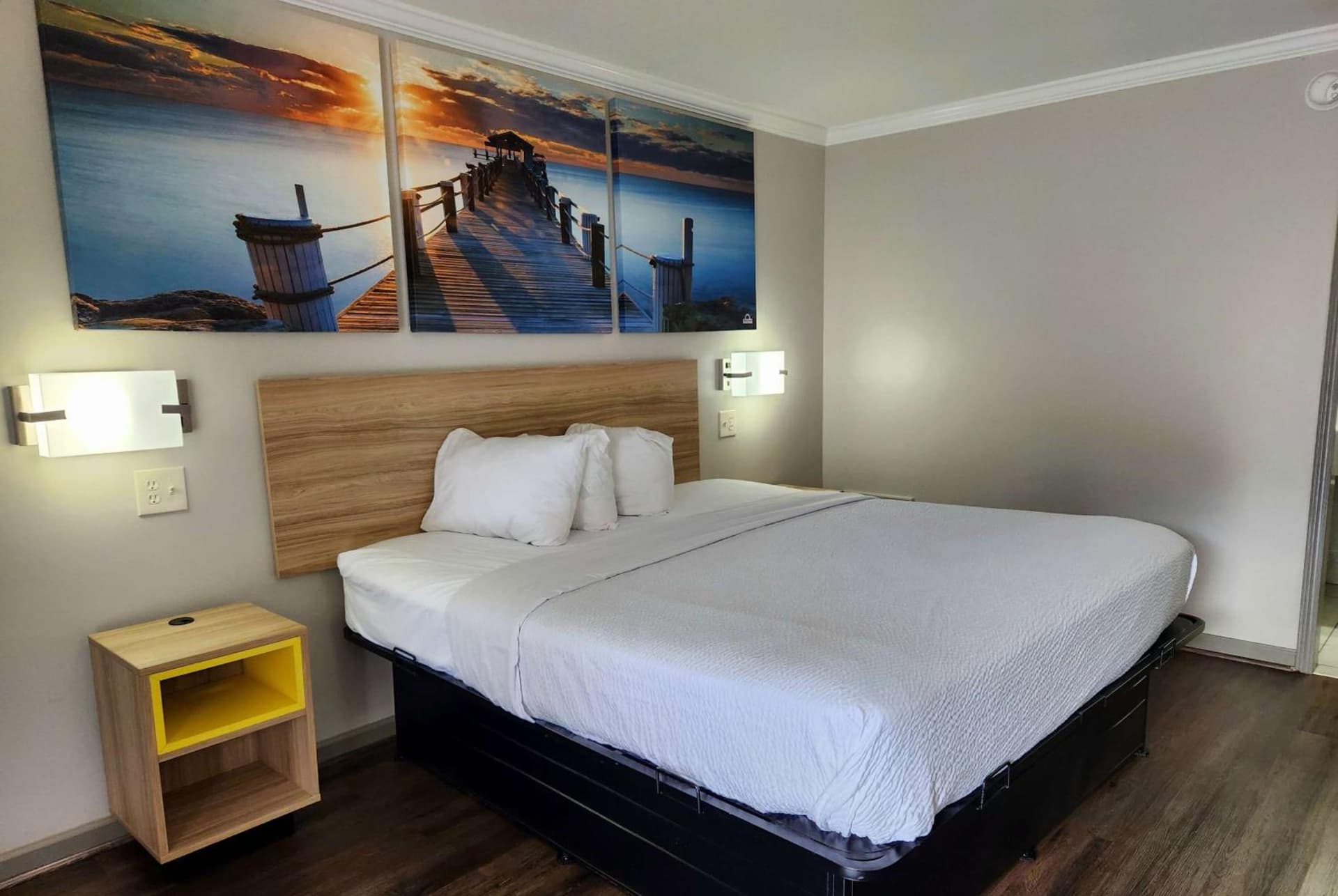 Days Inn by Wyndham Slidell gallery photo in Slidell, LA — image 45
