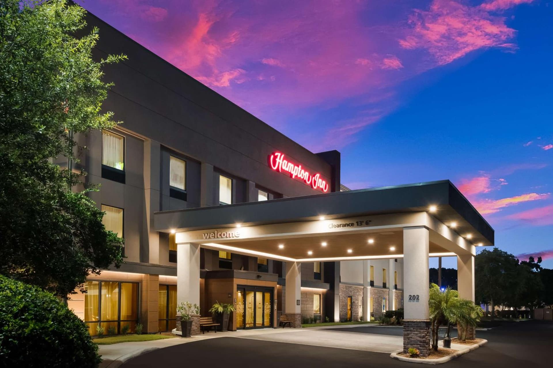 Hampton Inn Winter Haven interior in Winter Haven, FL — gallery photo 2