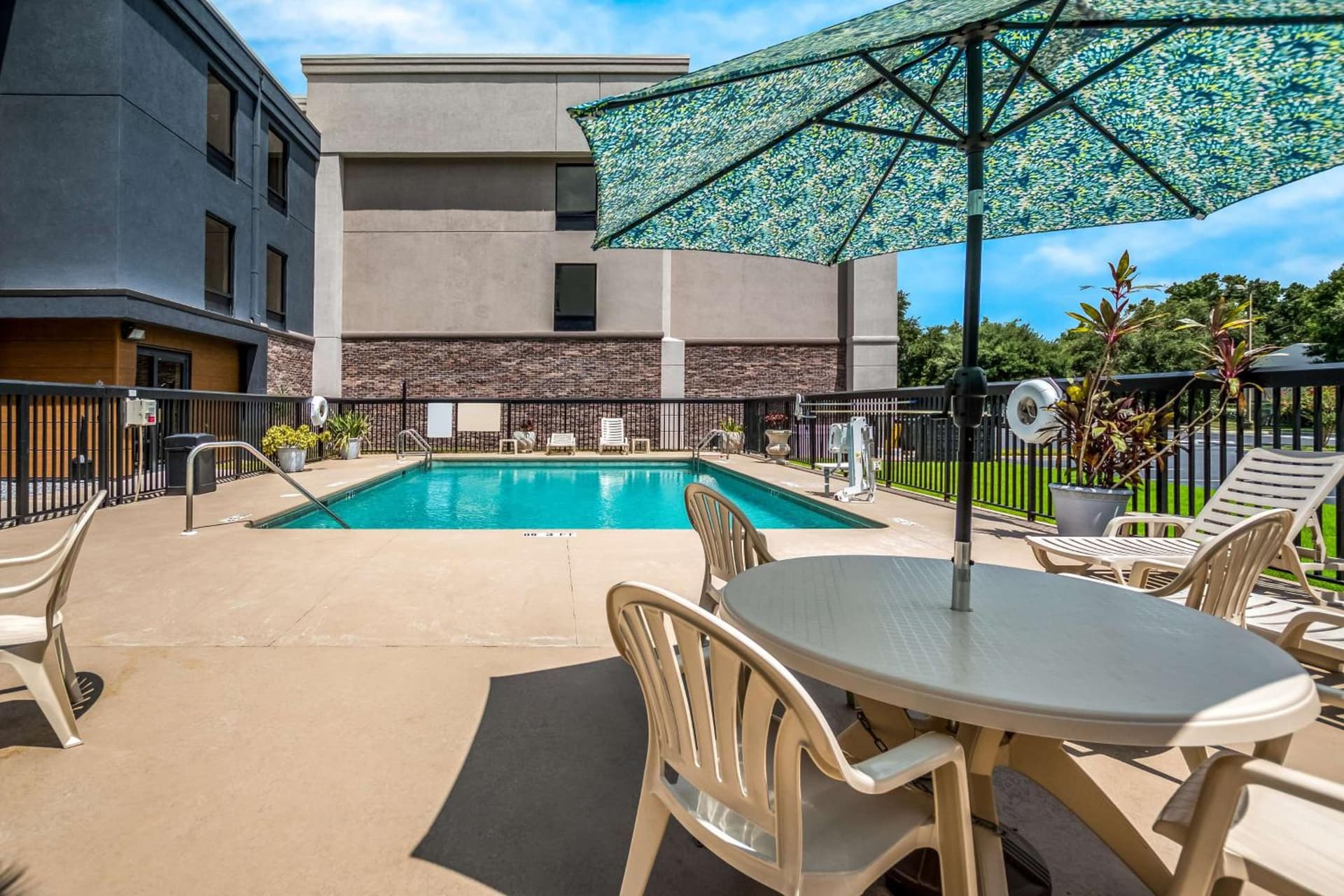 Hampton Inn Winter Haven gallery photo in Winter Haven, FL — image 33