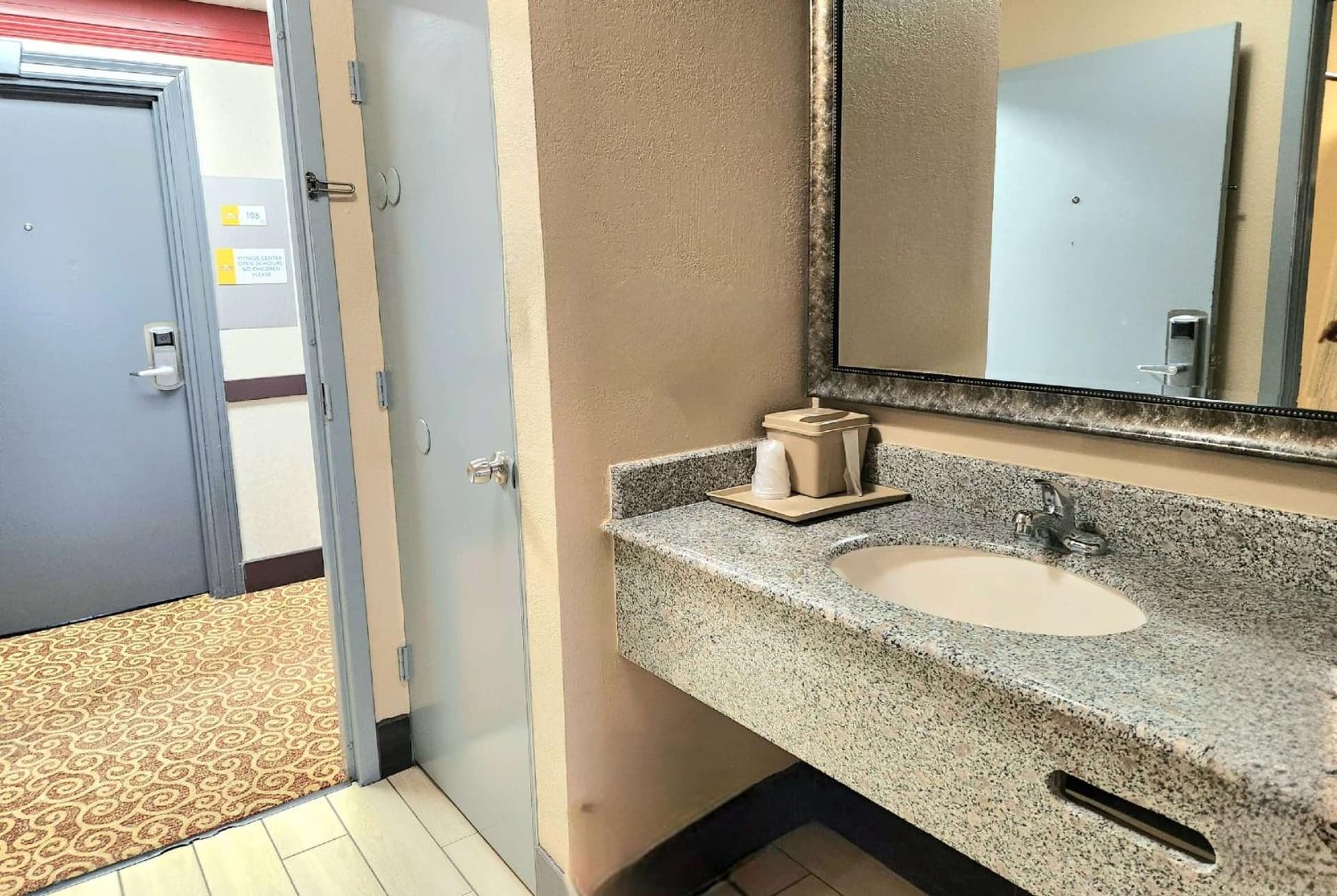 Days Inn by Wyndham Rosenberg gallery photo in Rosenberg, TX — image 18