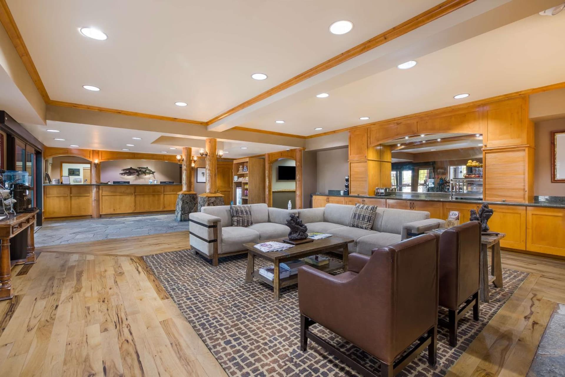 Best Western Northwest Lodge interior in Boise, ID — gallery photo 2
