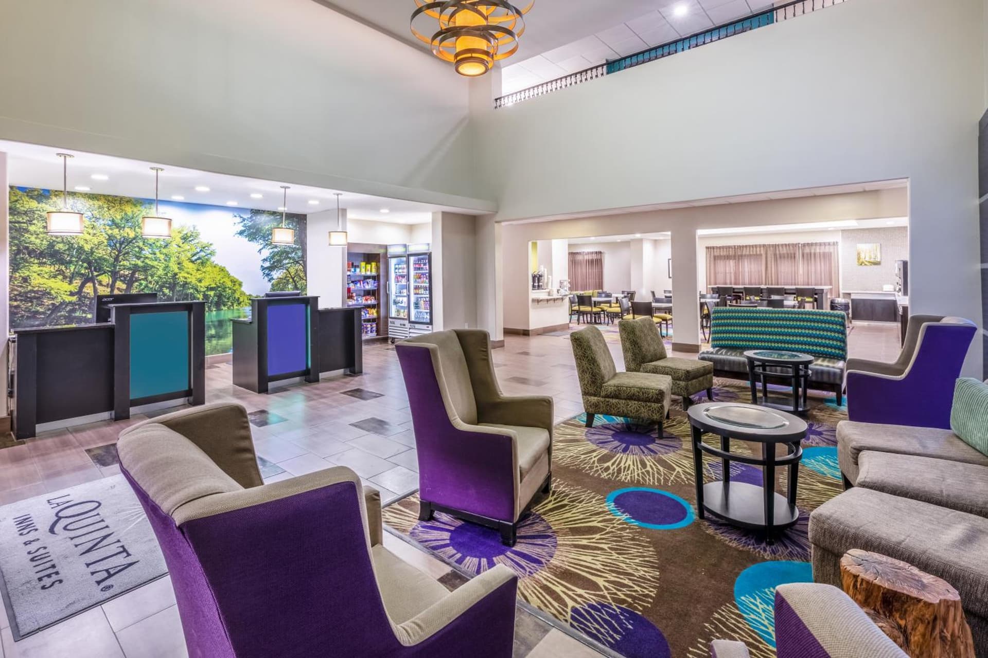 La Quinta by Wyndham New Braunfels interior in New Braunfels, TX — gallery photo 2