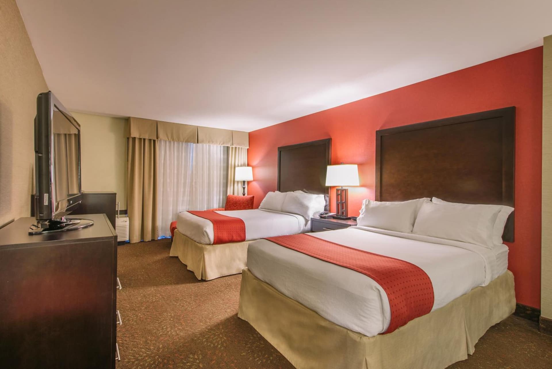 Hotel MTK Mount Kisco gallery photo in Mount Kisco, NY — image 10