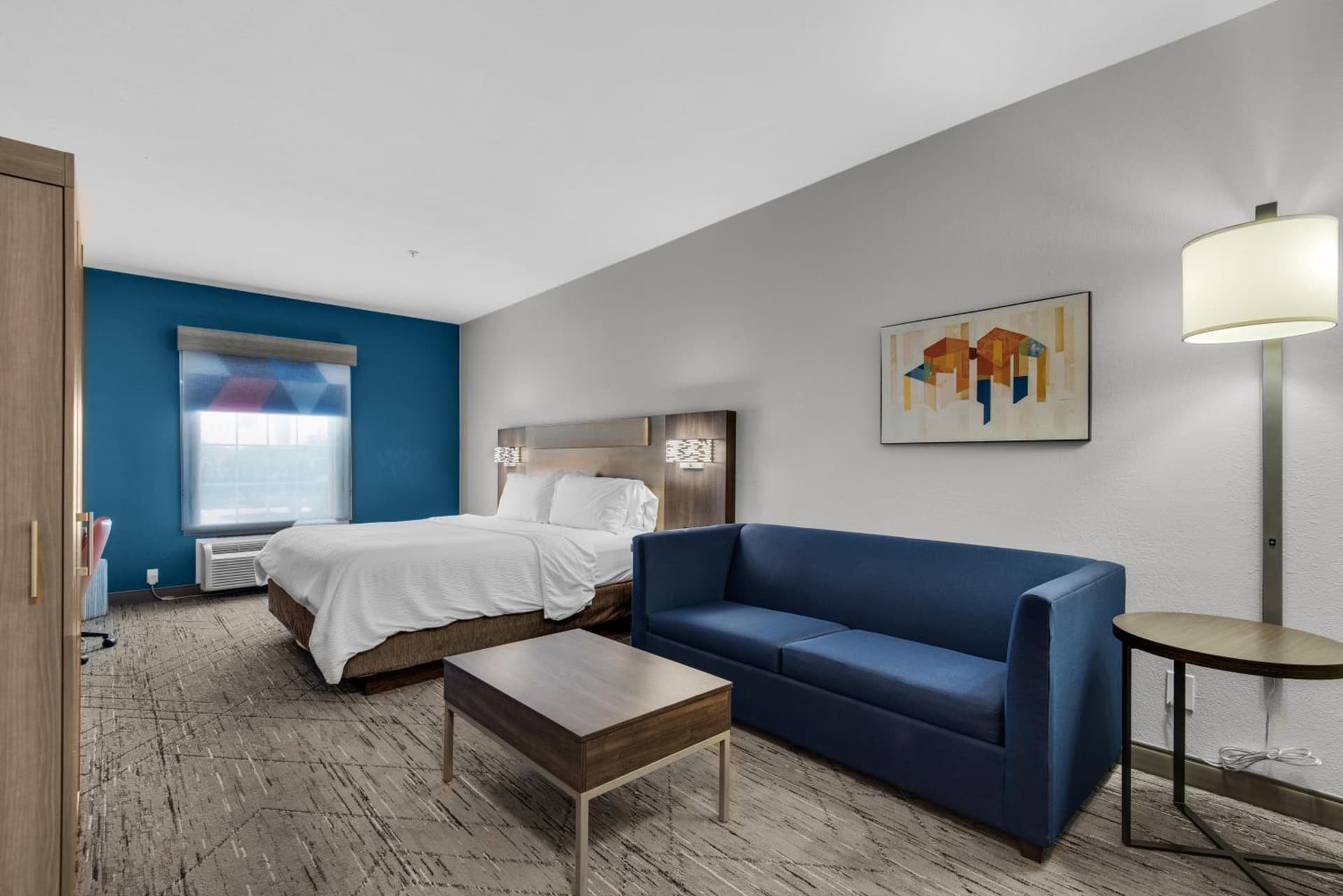 Holiday Inn Express Destin E - Commons Mall Area by IHG interior in Destin, FL — gallery photo 2