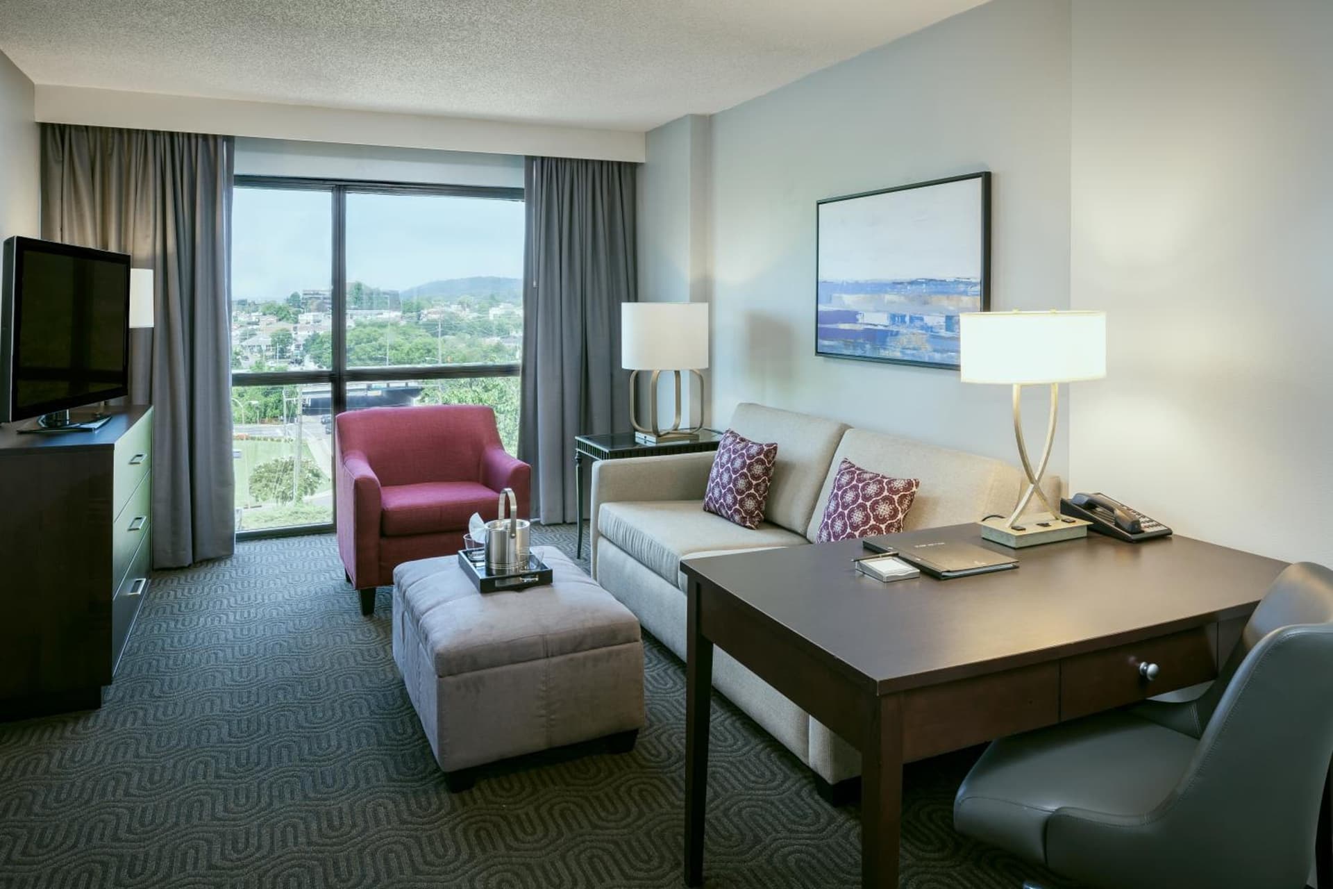 Hilton Suites Brentwood gallery photo in Brentwood, TN — image 14