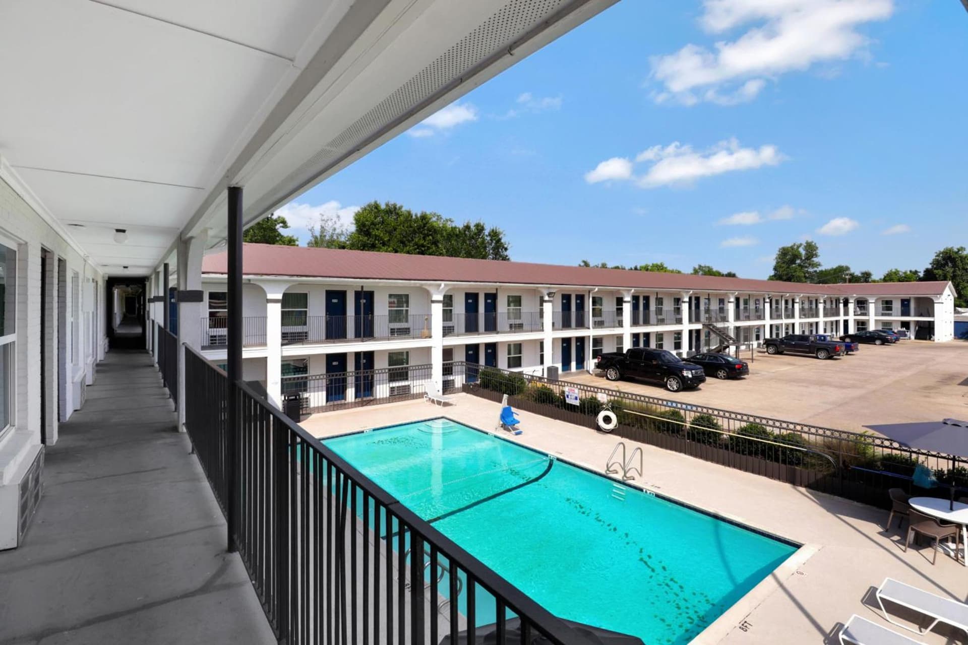 Motel 6-Bryan, TX - University Area — hotel in Bryan, Texas