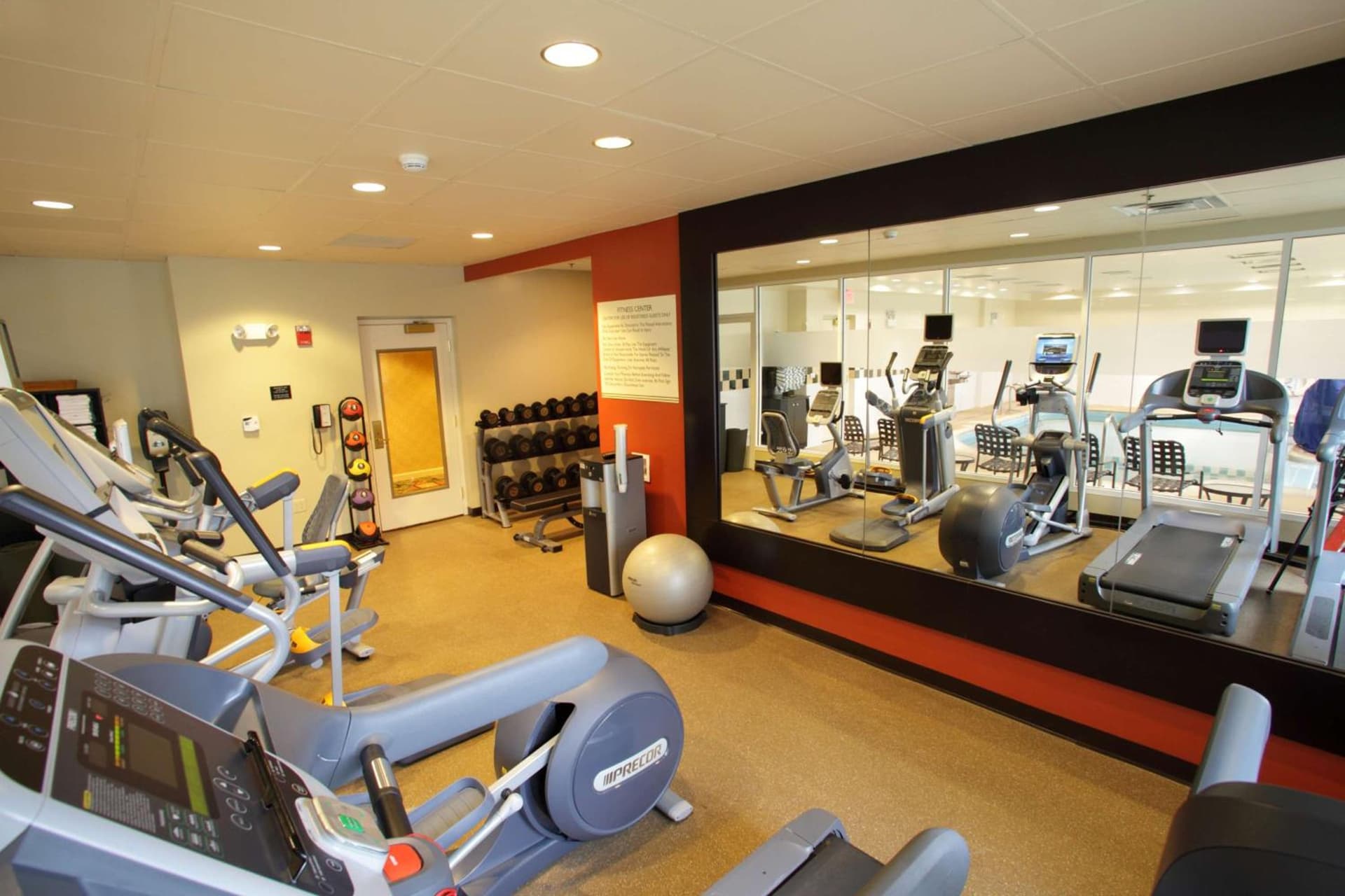 Hilton Garden Inn Oakbrook Terrace property views in Oakbrook Terrace, IL — gallery photo 3