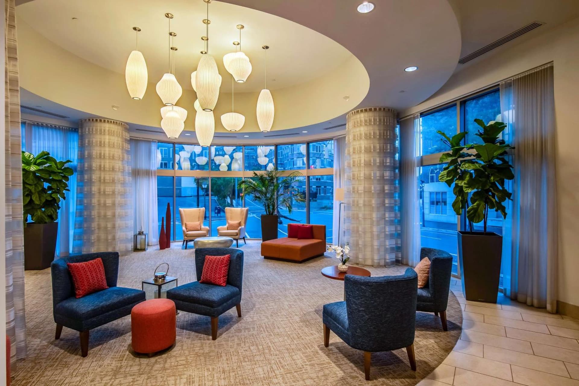 Hilton Garden Inn Alexandria Old Town National Harbor interior in Alexandria, VA — gallery photo 2