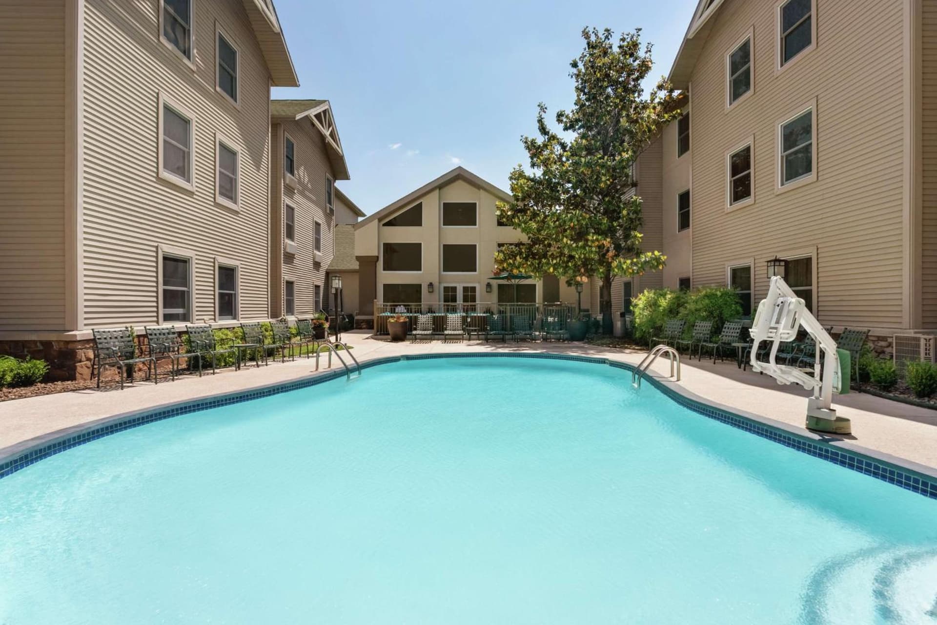 Hampton Inn and Suites Springdale gallery photo in Springdale, AR — image 6