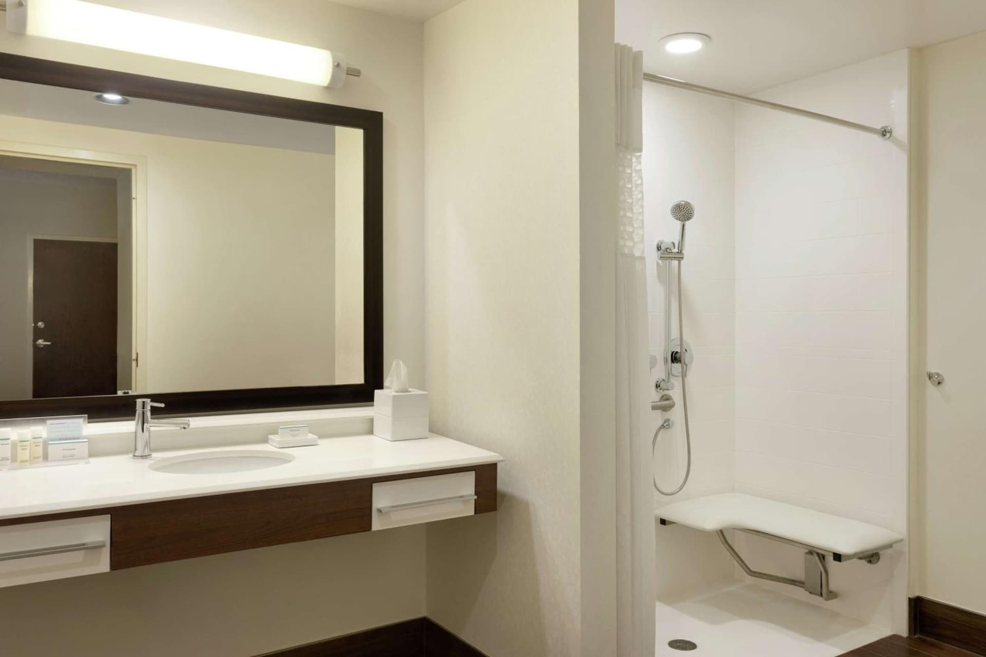 Hampton Inn and Suites Springdale gallery photo in Springdale, AR — image 14