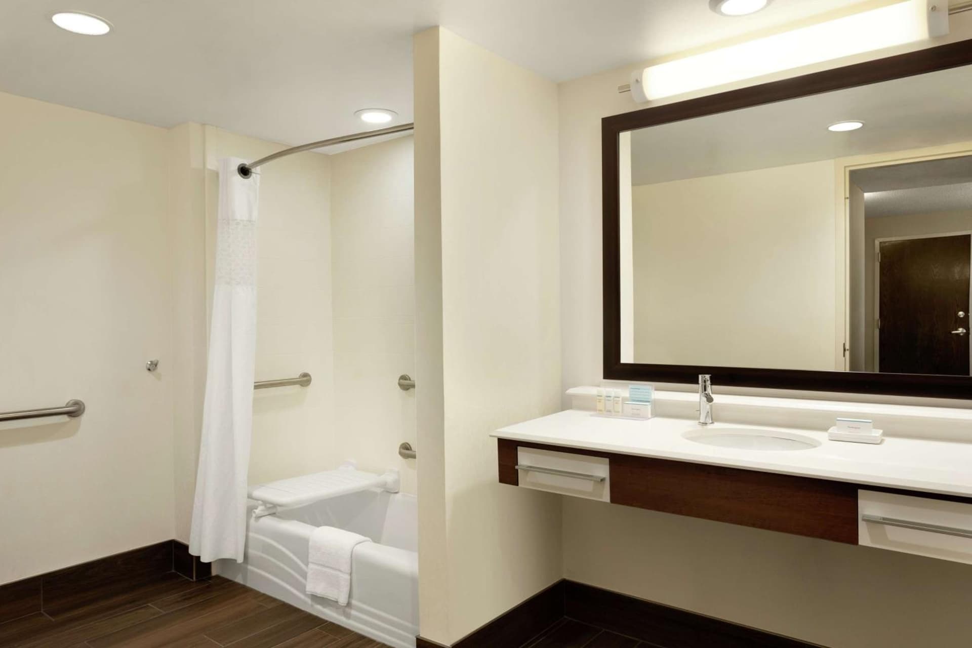 Hampton Inn and Suites Springdale gallery photo in Springdale, AR — image 22
