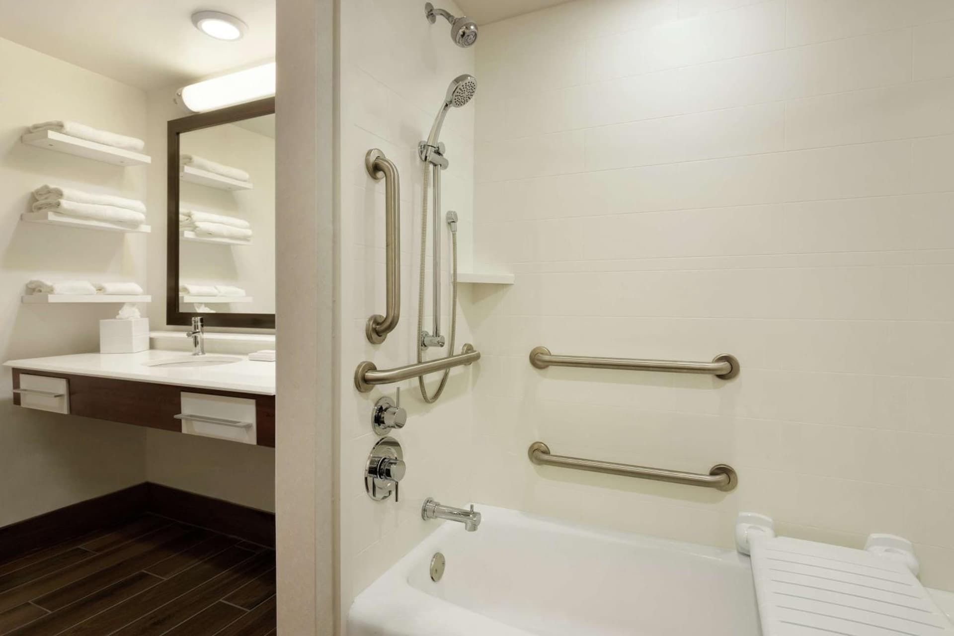 Hampton Inn and Suites Springdale gallery photo in Springdale, AR — image 9
