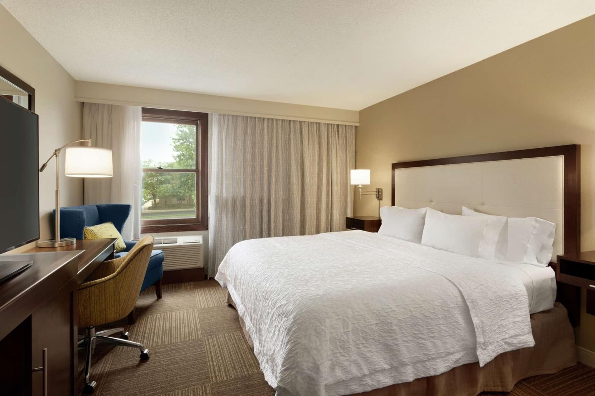 Hampton Inn and Suites Springdale gallery photo in Springdale, AR — image 17