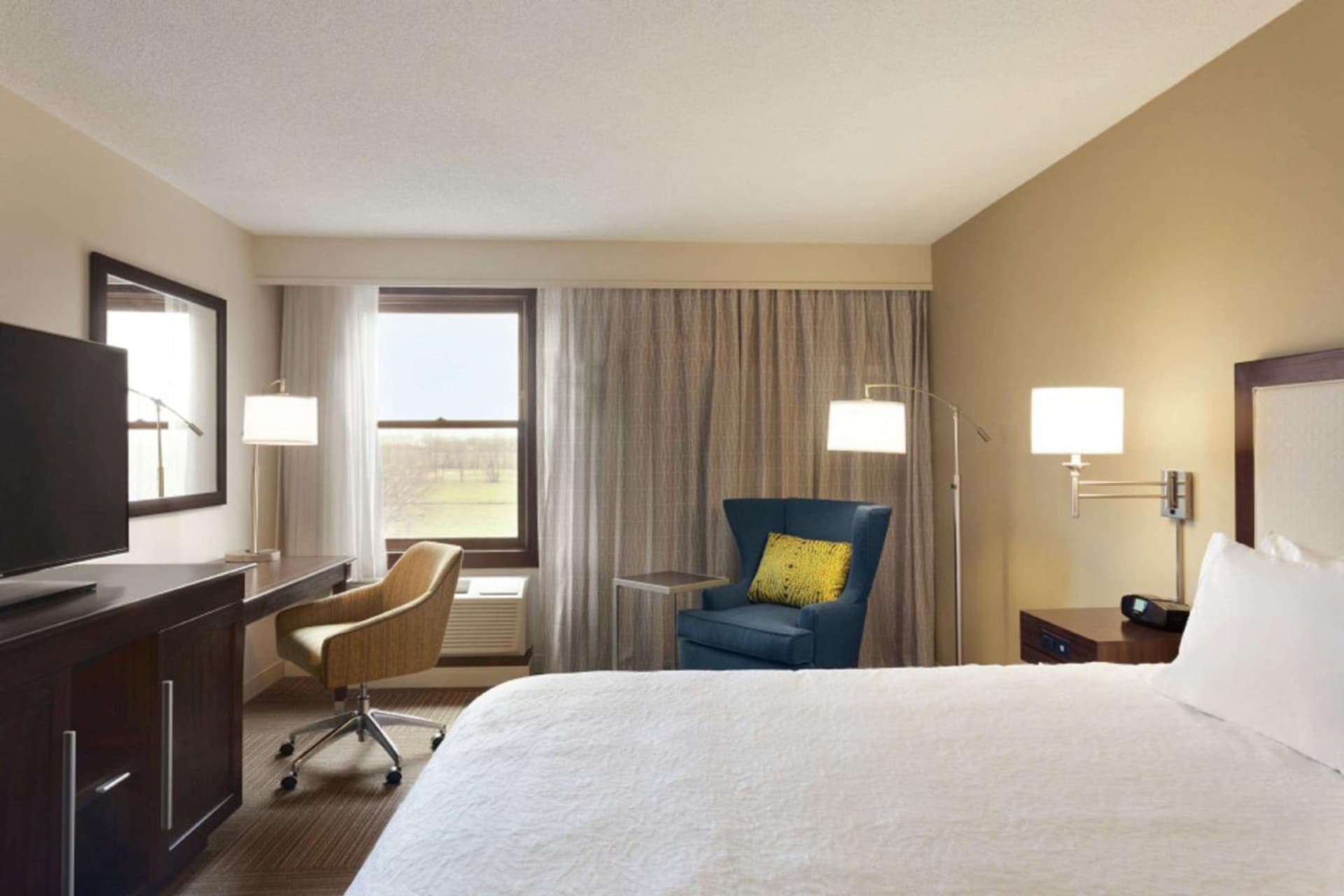 Hampton Inn and Suites Springdale gallery photo in Springdale, AR — image 40