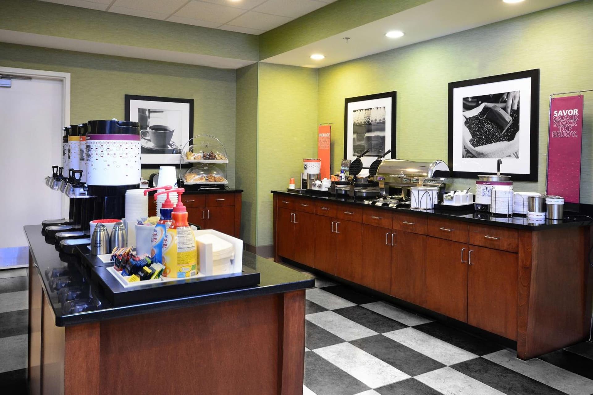 Hampton Inn and Suites Lynchburg gallery photo in Lynchburg, VA — image 9