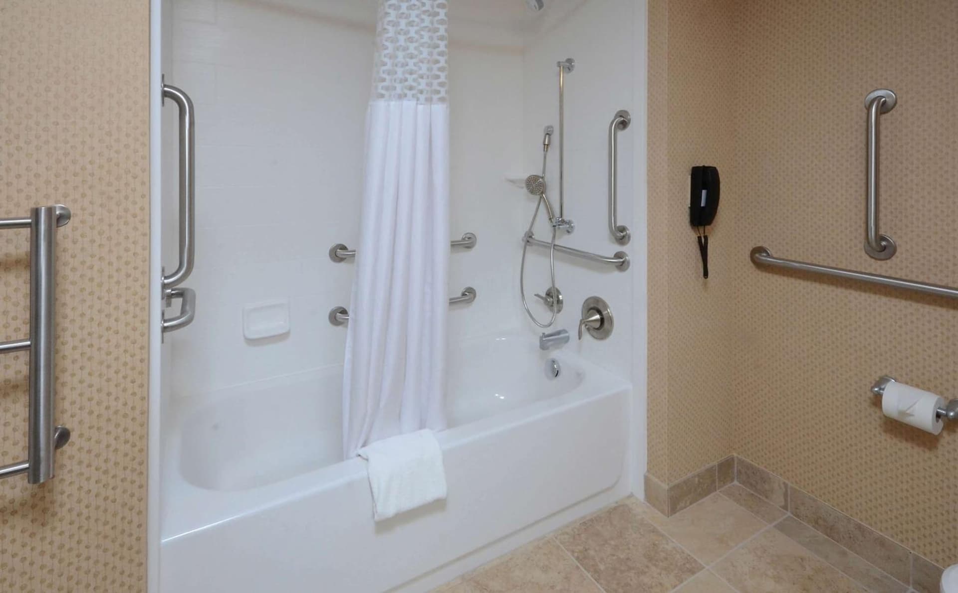 Hampton Inn and Suites Lynchburg gallery photo in Lynchburg, VA — image 6