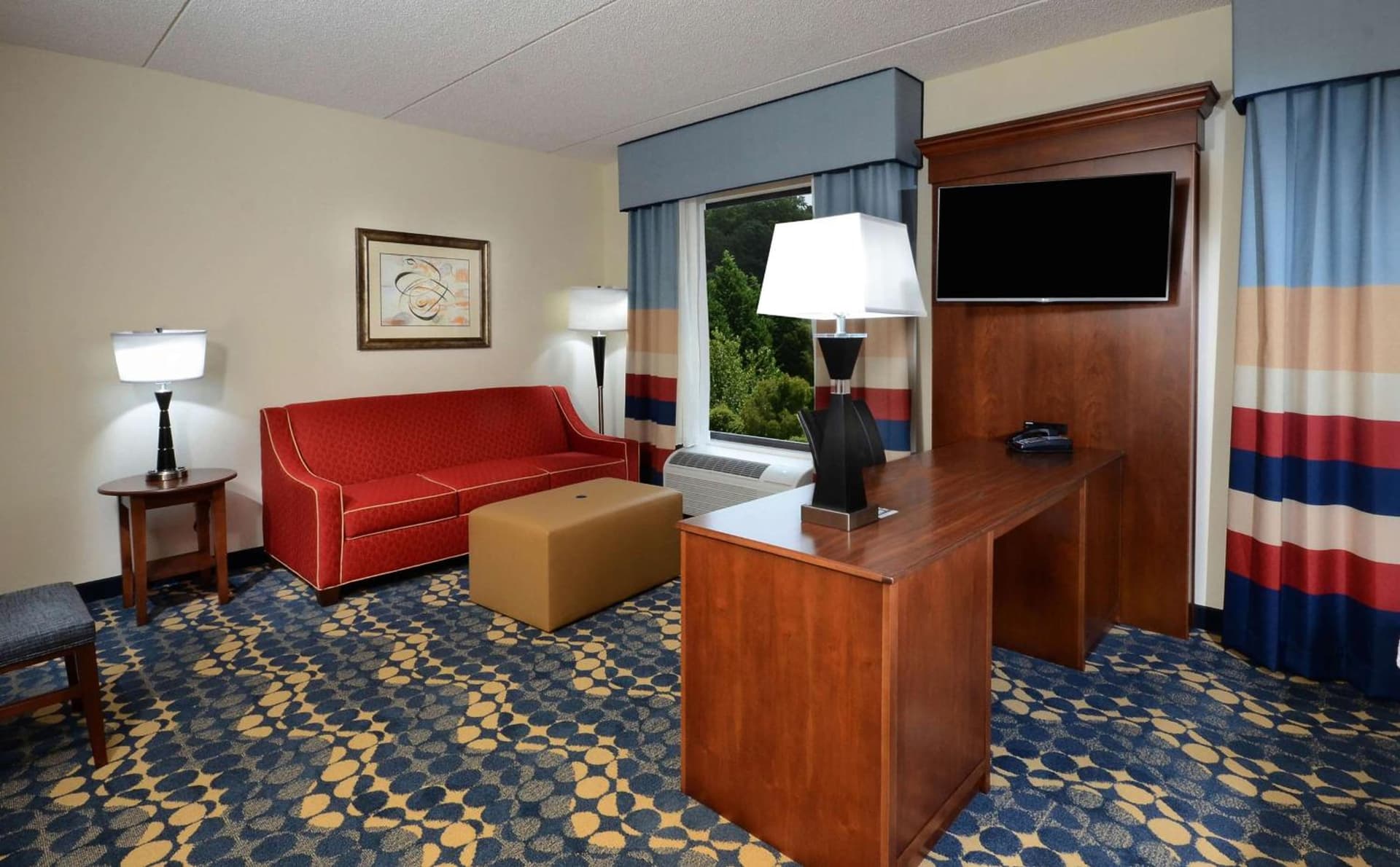 Hampton Inn and Suites Lynchburg gallery photo in Lynchburg, VA — image 4
