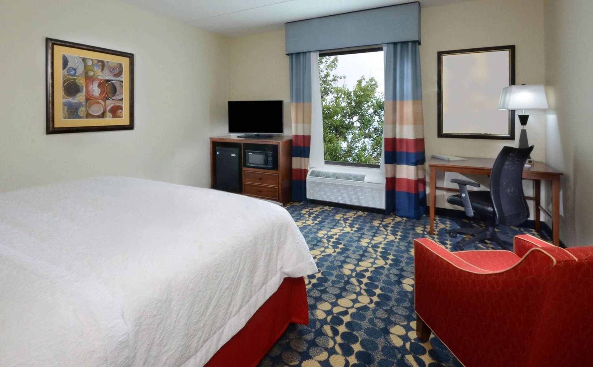 Hampton Inn and Suites Lynchburg gallery photo in Lynchburg, VA — image 49