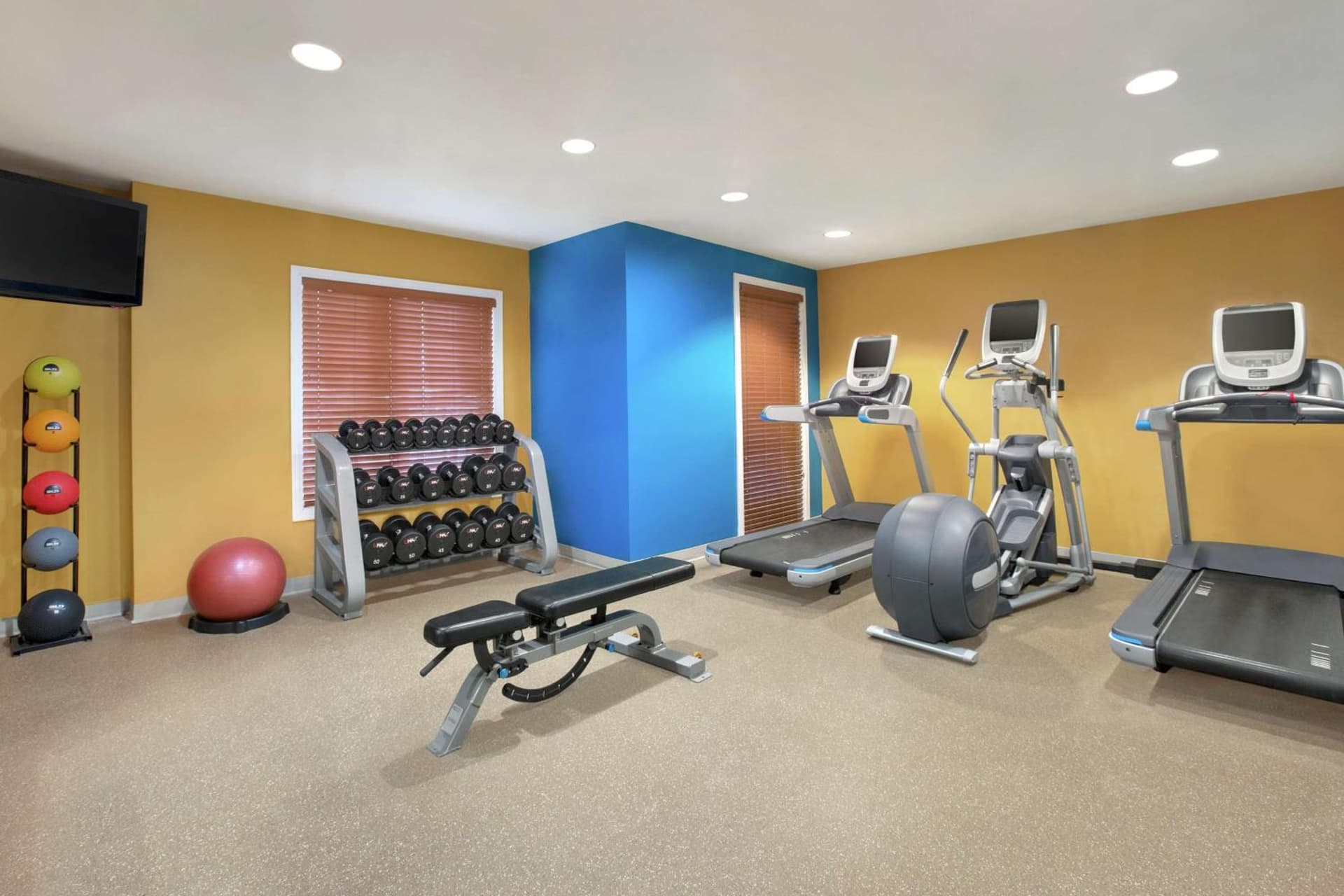 Homewood Suites by Hilton Kansas City Airport gallery photo in Kansas City, KS — image 8