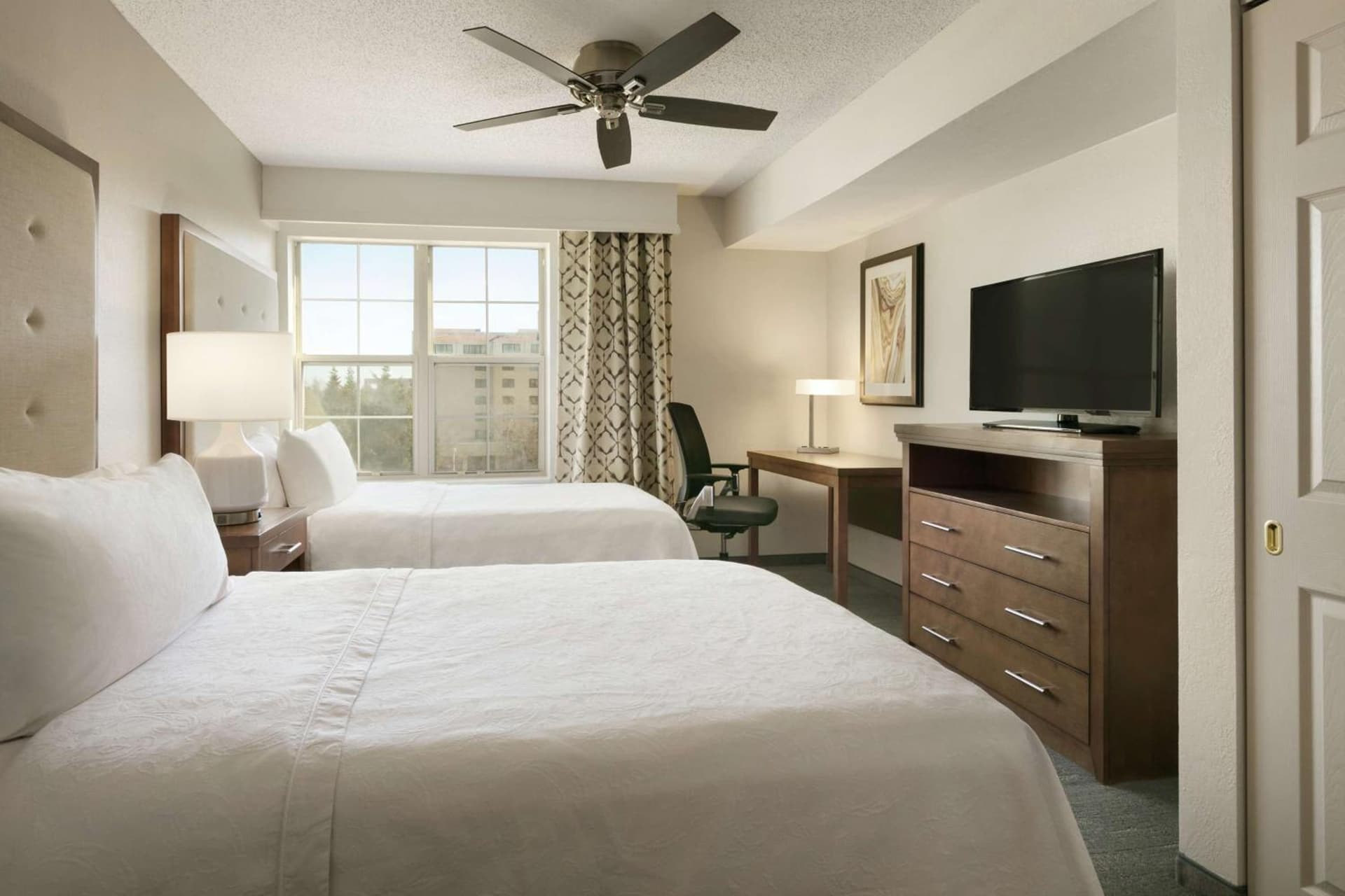 Homewood Suites by Hilton Kansas City Airport gallery photo in Kansas City, KS — image 44