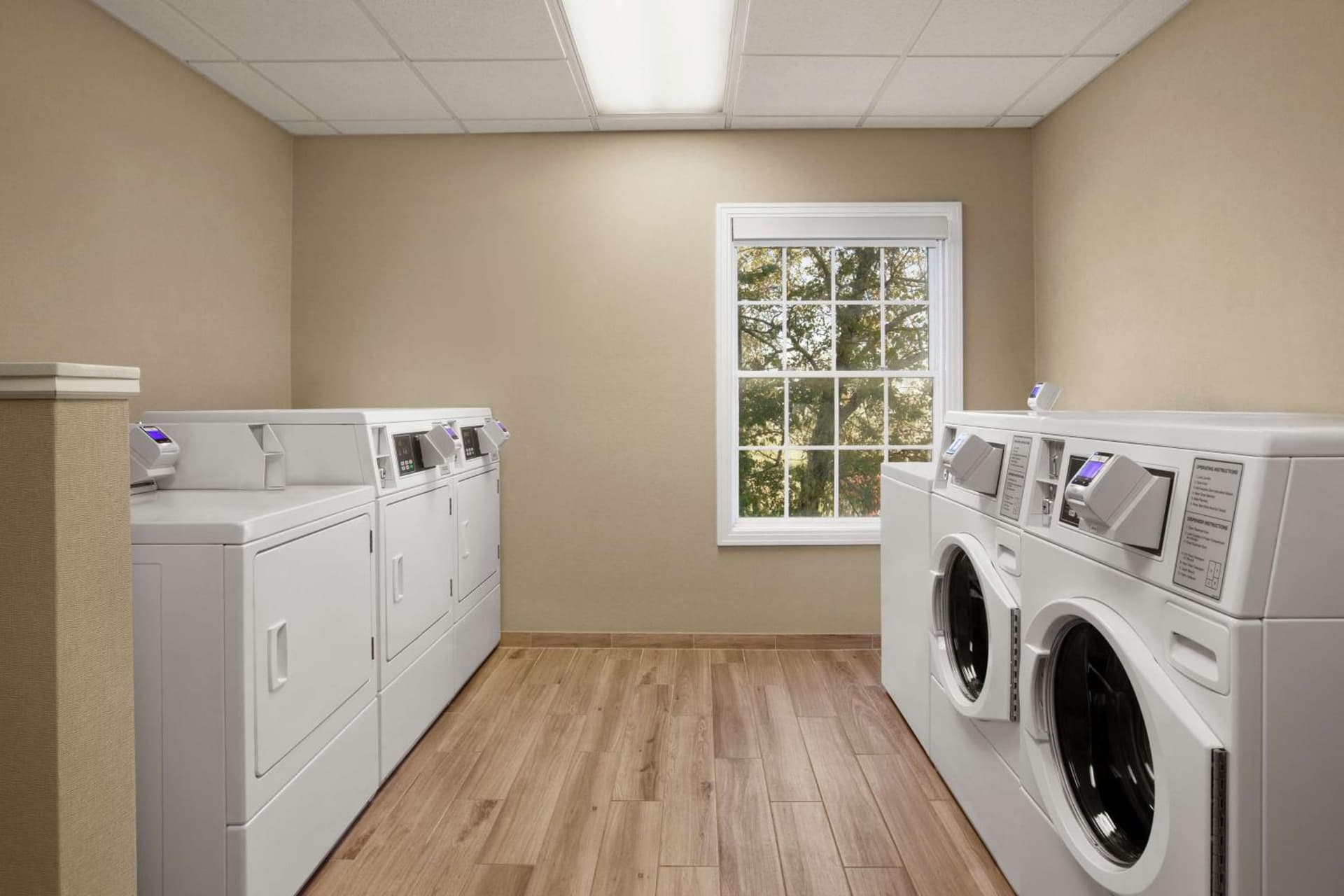 Homewood Suites by Hilton Kansas City Airport gallery photo in Kansas City, KS — image 9
