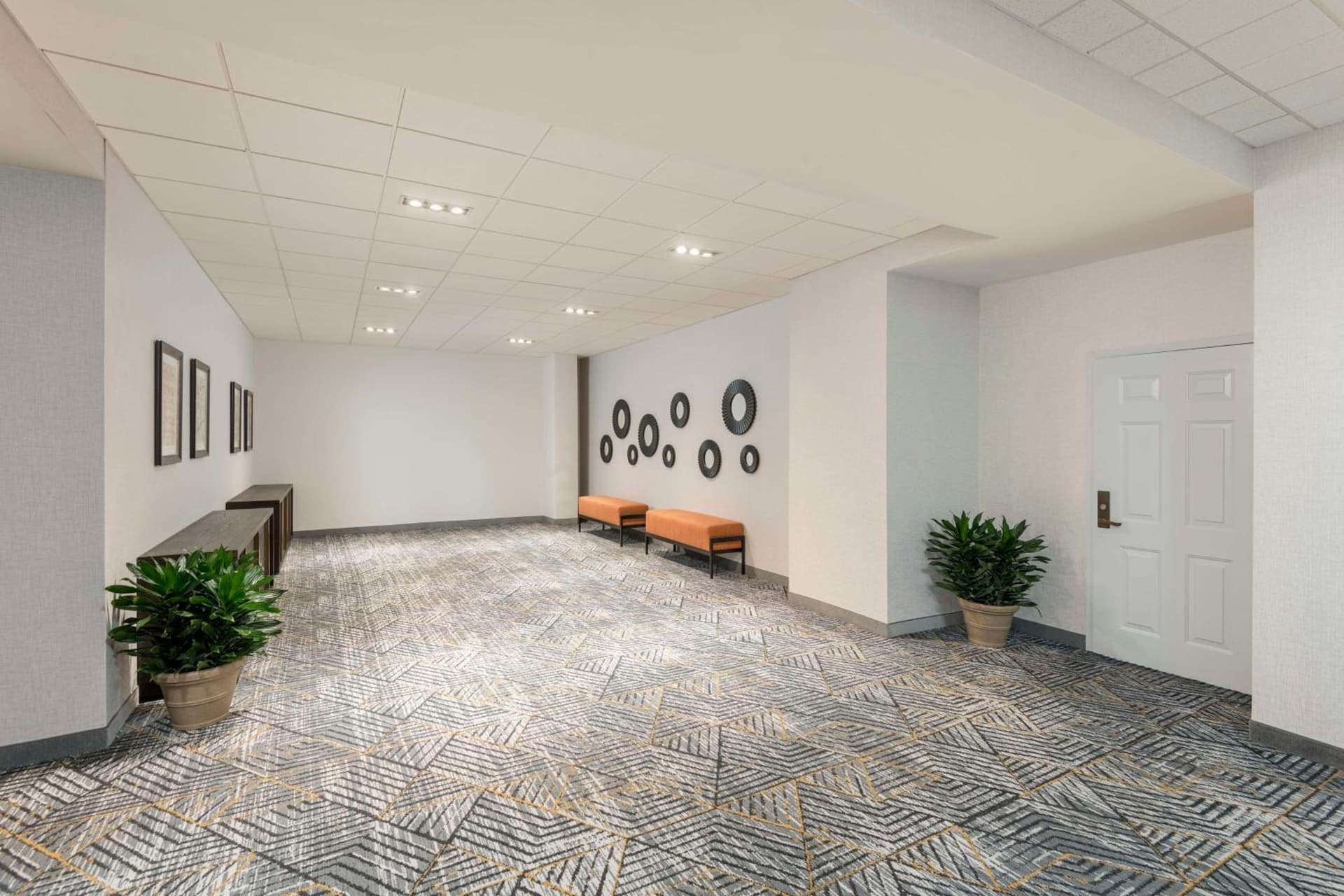 Homewood Suites by Hilton New Orleans interior in New Orleans, LA — gallery photo 2