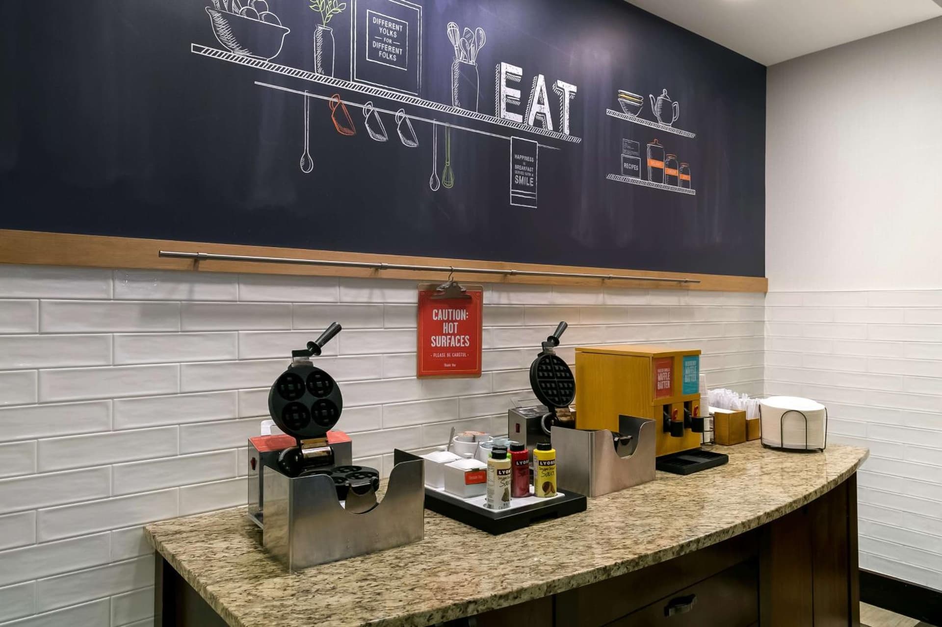 Hampton Inn & Suites Wilmington Christiana gallery photo in Newark, DE — image 30