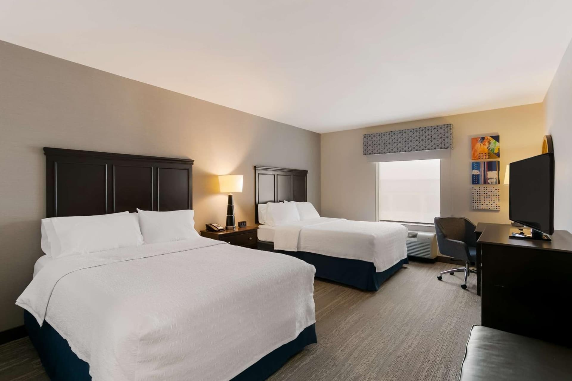 Hampton Inn & Suites Wilmington Christiana gallery photo in Newark, DE — image 19