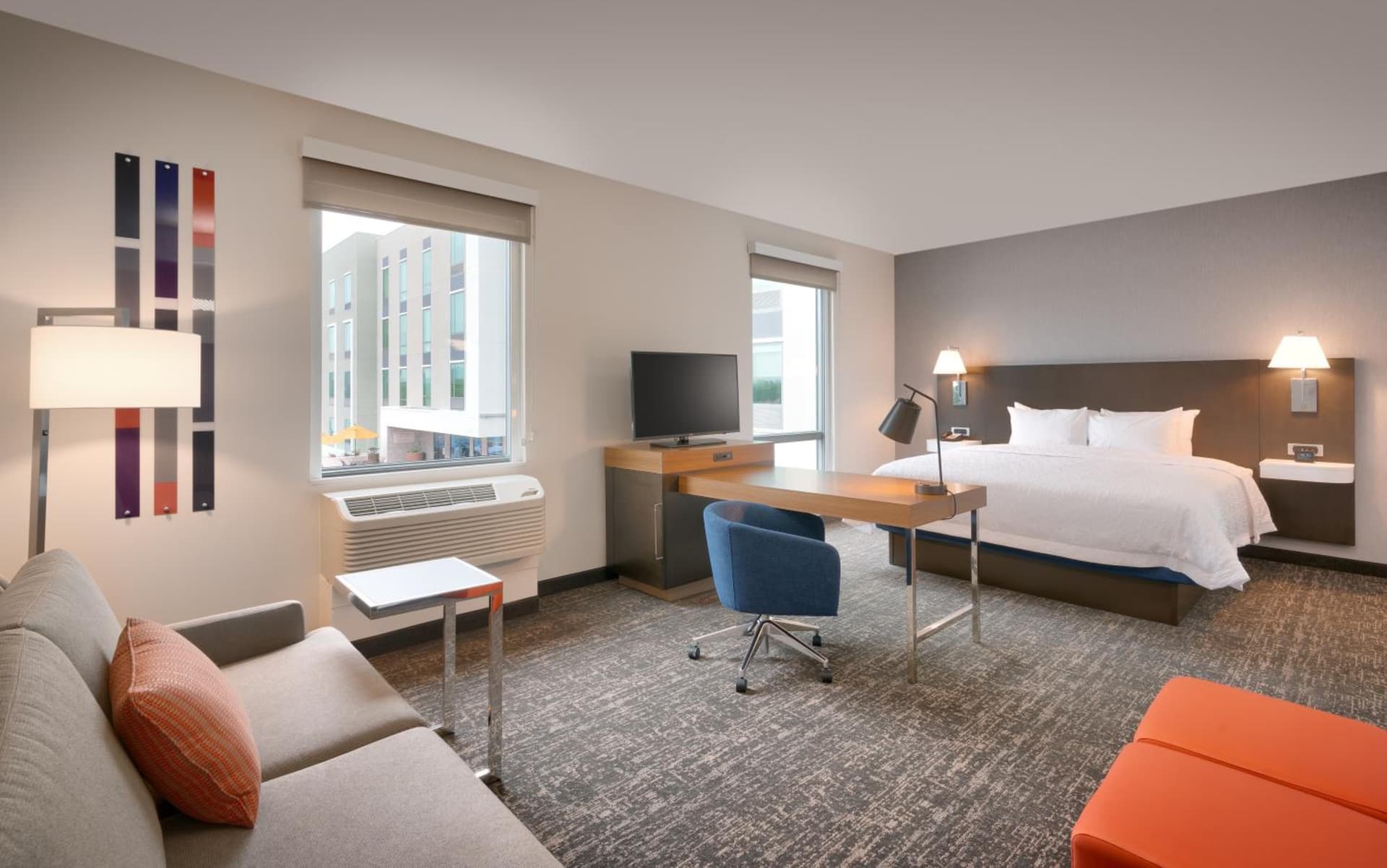 Hampton Inn & Suites Anaheim Resort Convention Center gallery photo in Anaheim, CA — image 46