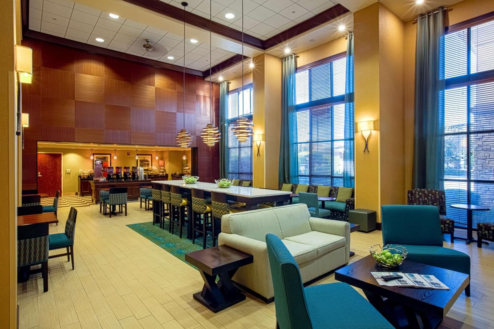 Hampton Inn & Suites Sacramento-Elk Grove Laguna I-5 gallery photo in Elk Grove, CA — image 19