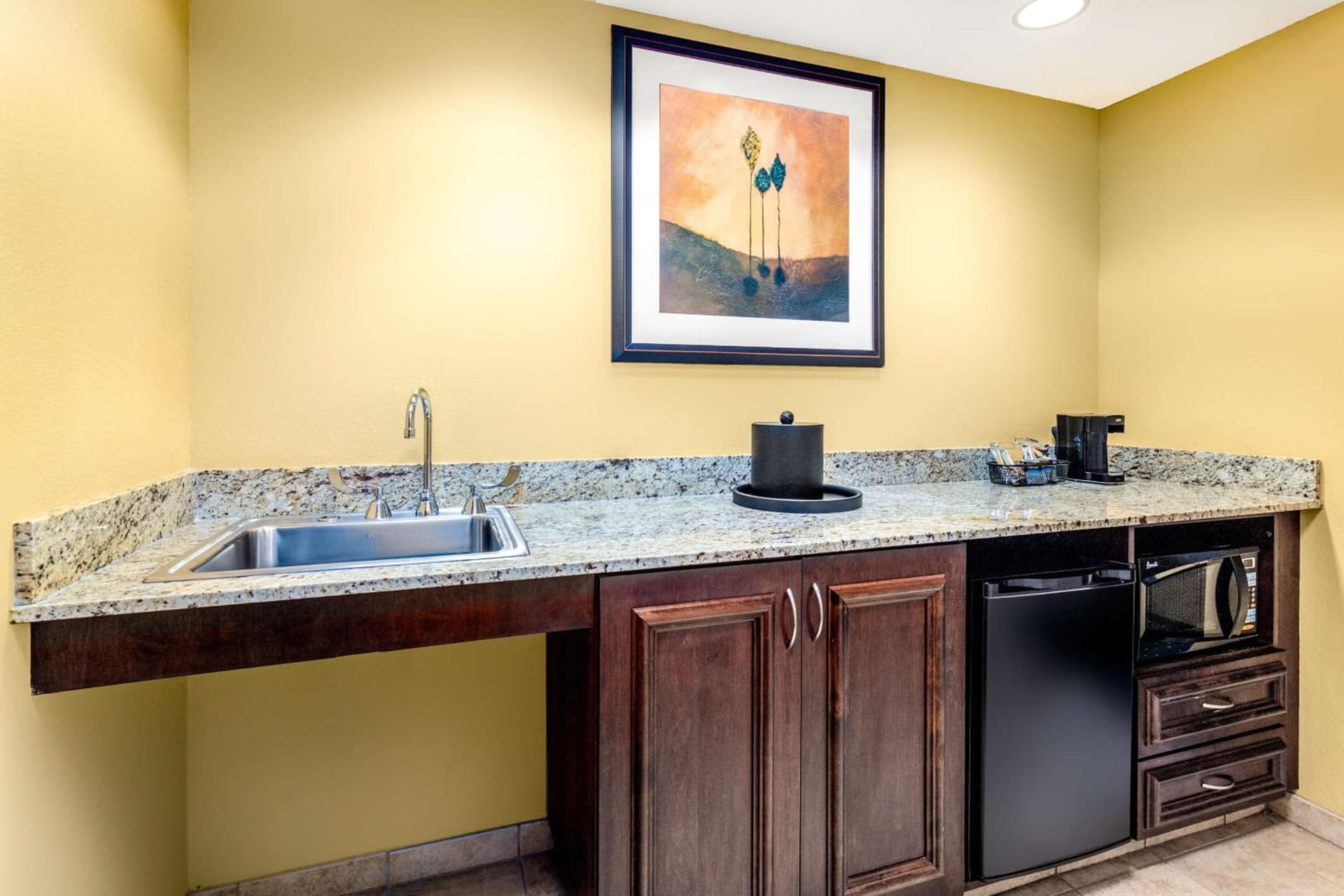 Hampton Inn & Suites Sacramento-Elk Grove Laguna I-5 gallery photo in Elk Grove, CA — image 10