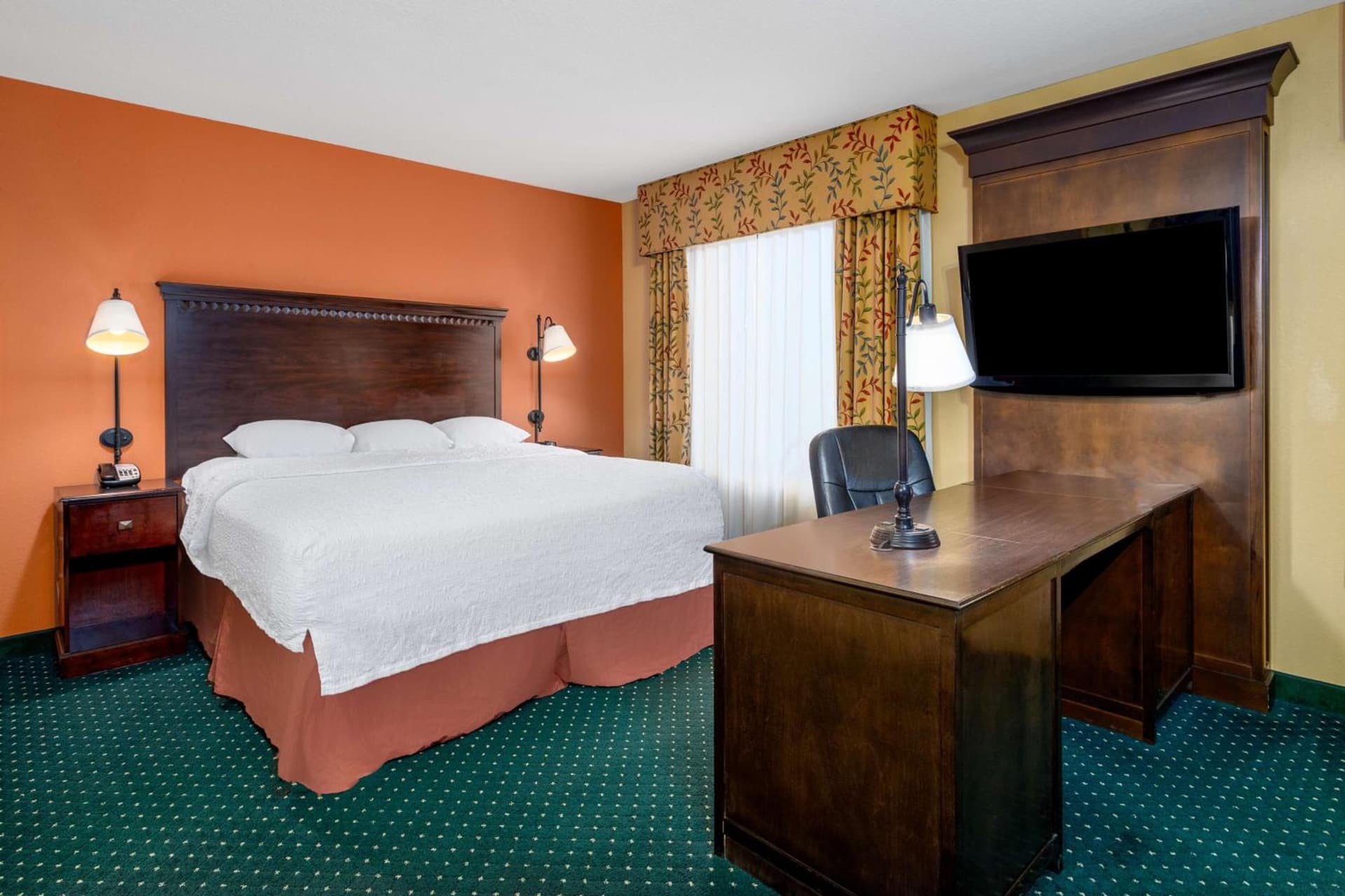 Hampton Inn & Suites Sacramento-Elk Grove Laguna I-5 gallery photo in Elk Grove, CA — image 48