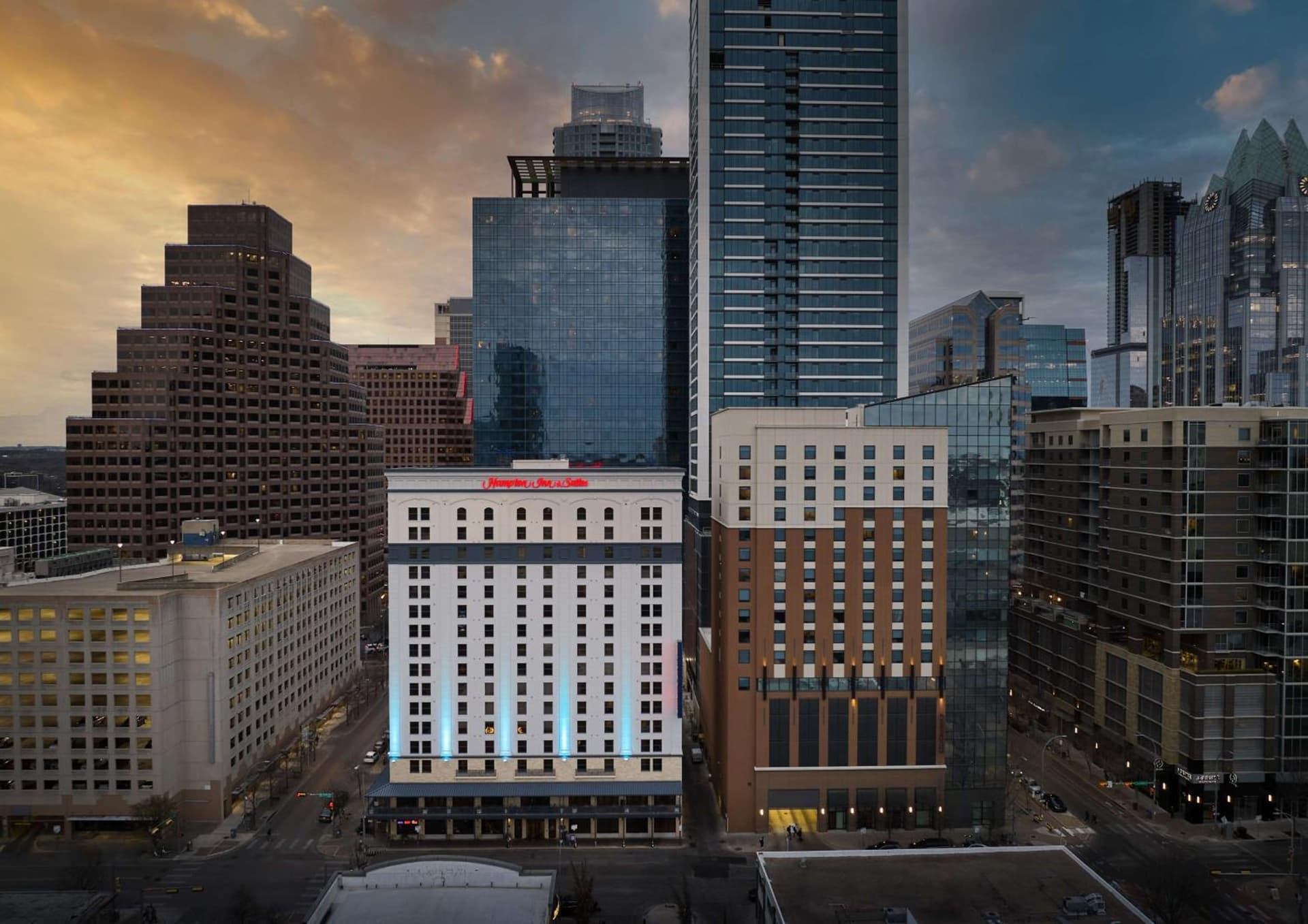 Hampton Inn & Suites Austin - Downtown property views in Austin, TX — gallery photo 3