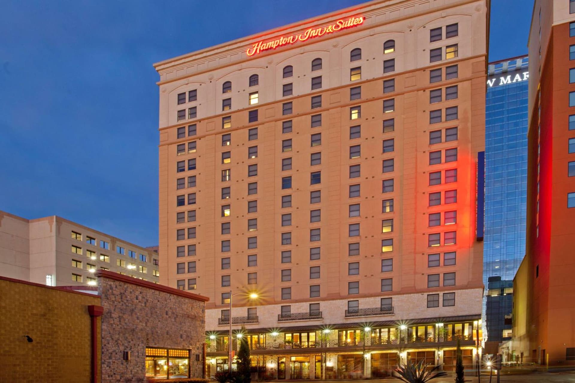 Hampton Inn & Suites Austin - Downtown gallery photo in Austin, TX — image 36