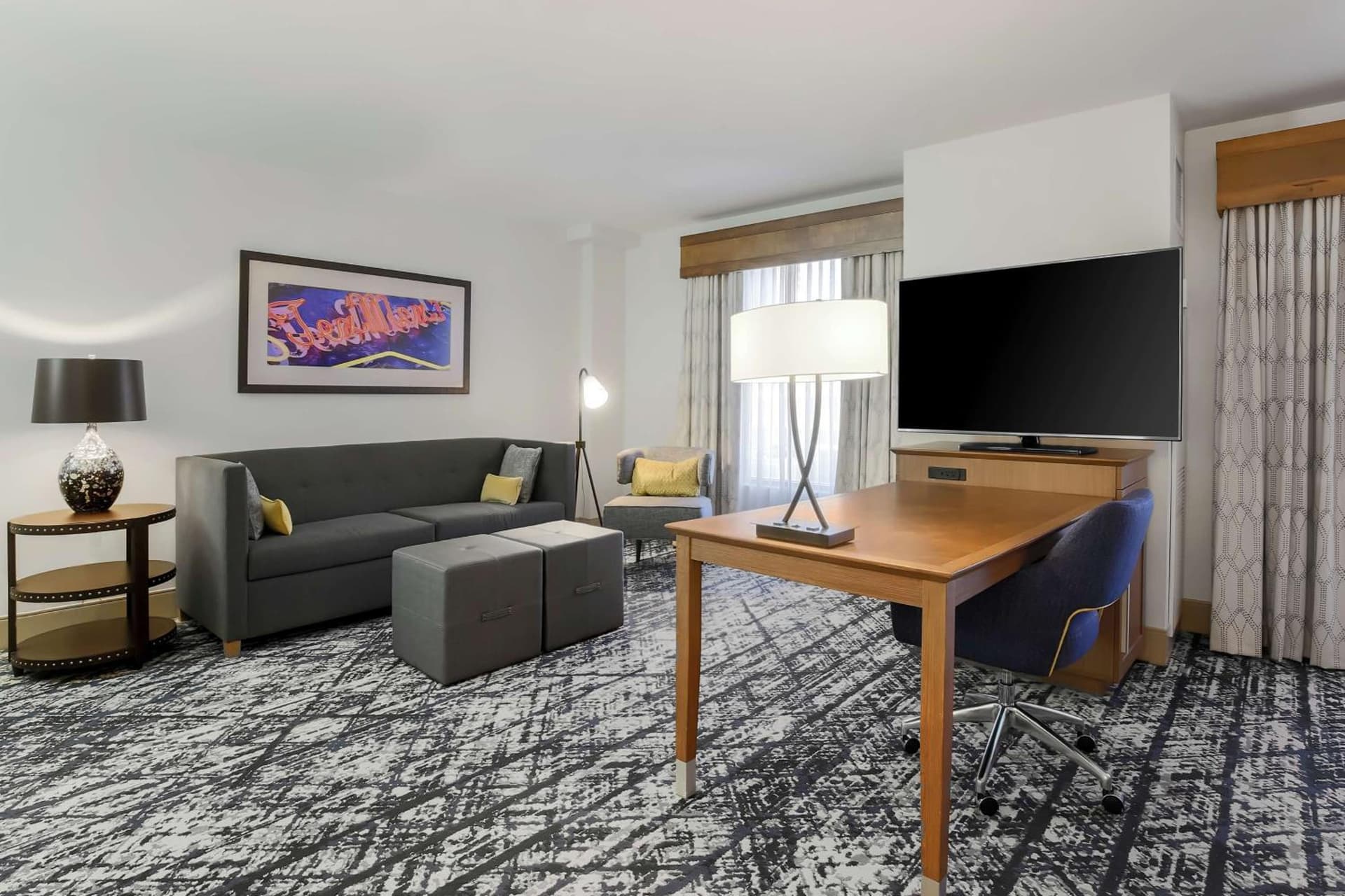Hampton Inn & Suites Austin - Downtown gallery photo in Austin, TX — image 8