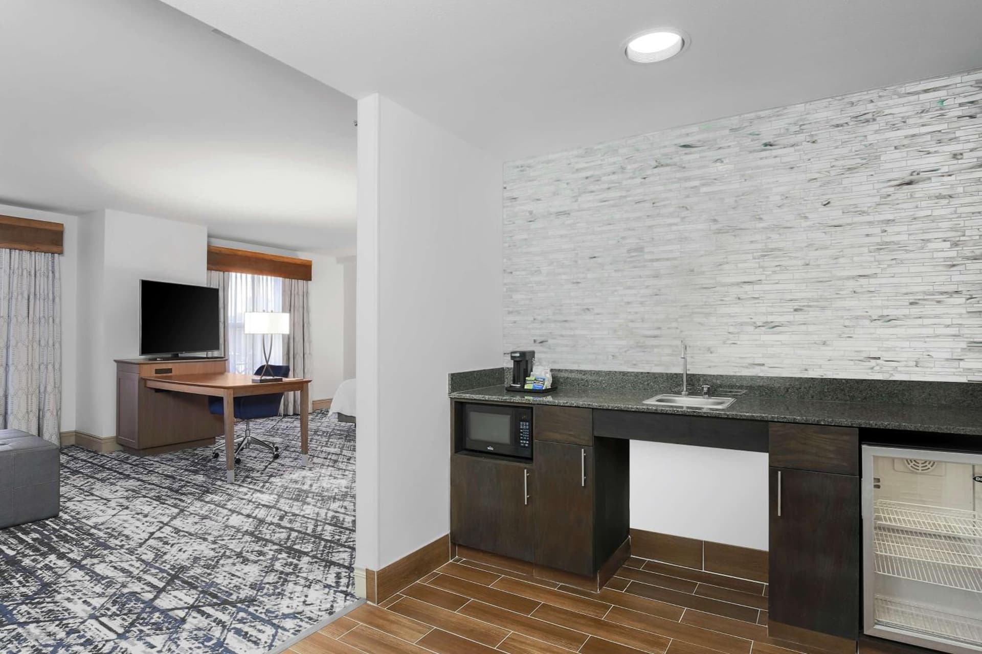 Hampton Inn & Suites Austin - Downtown gallery photo in Austin, TX — image 66