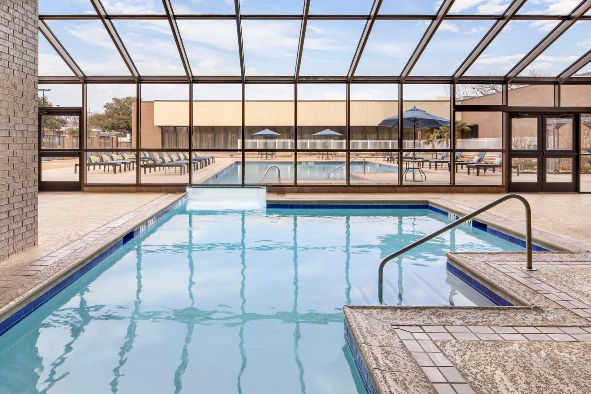 Hilton Arlington property views in Arlington, TX — gallery photo 3