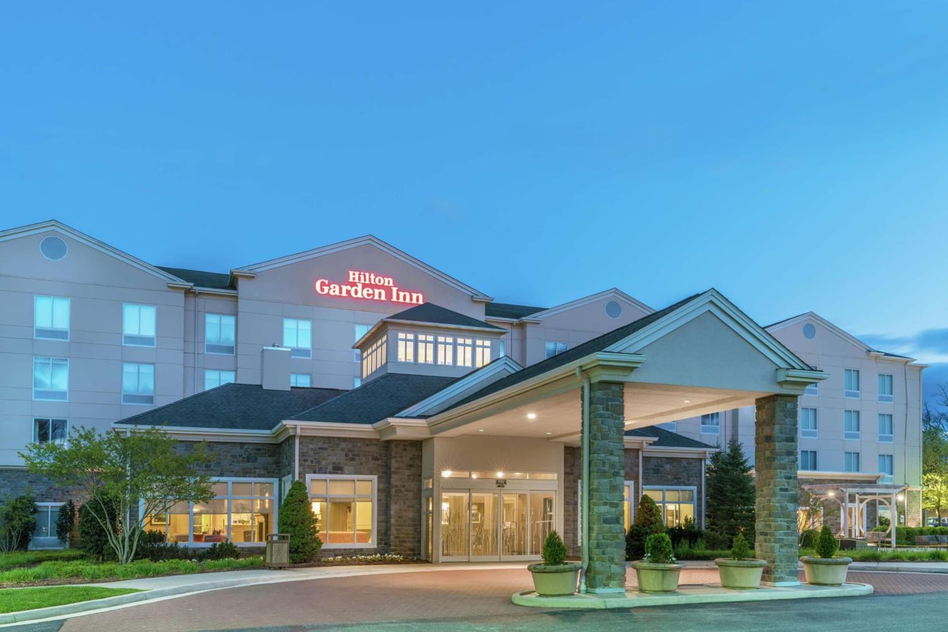 Hilton Garden Inn Blacksburg University interior in Blacksburg, VA — gallery photo 2