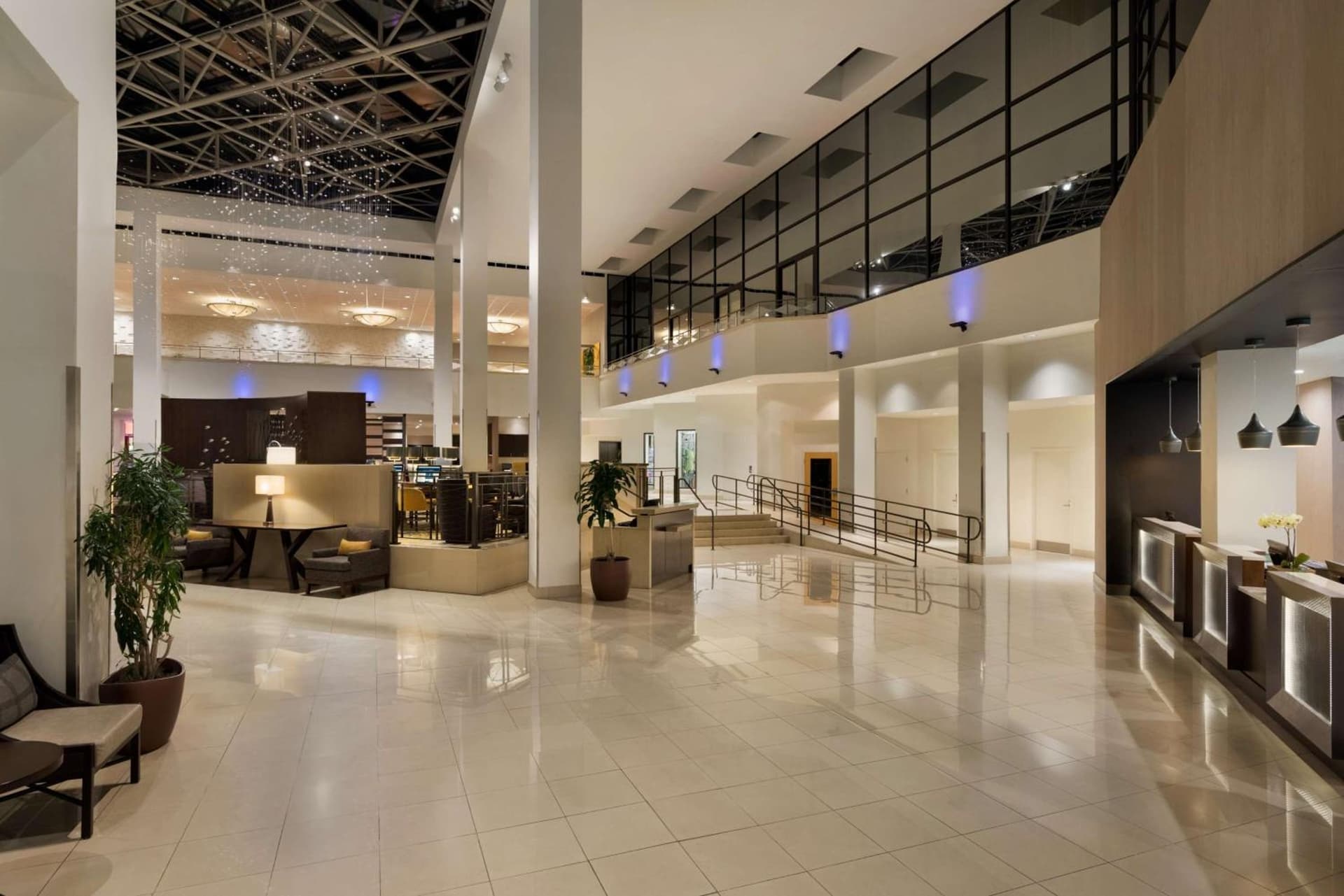 DoubleTree by Hilton Stamford gallery photo in Stamford, CT — image 71