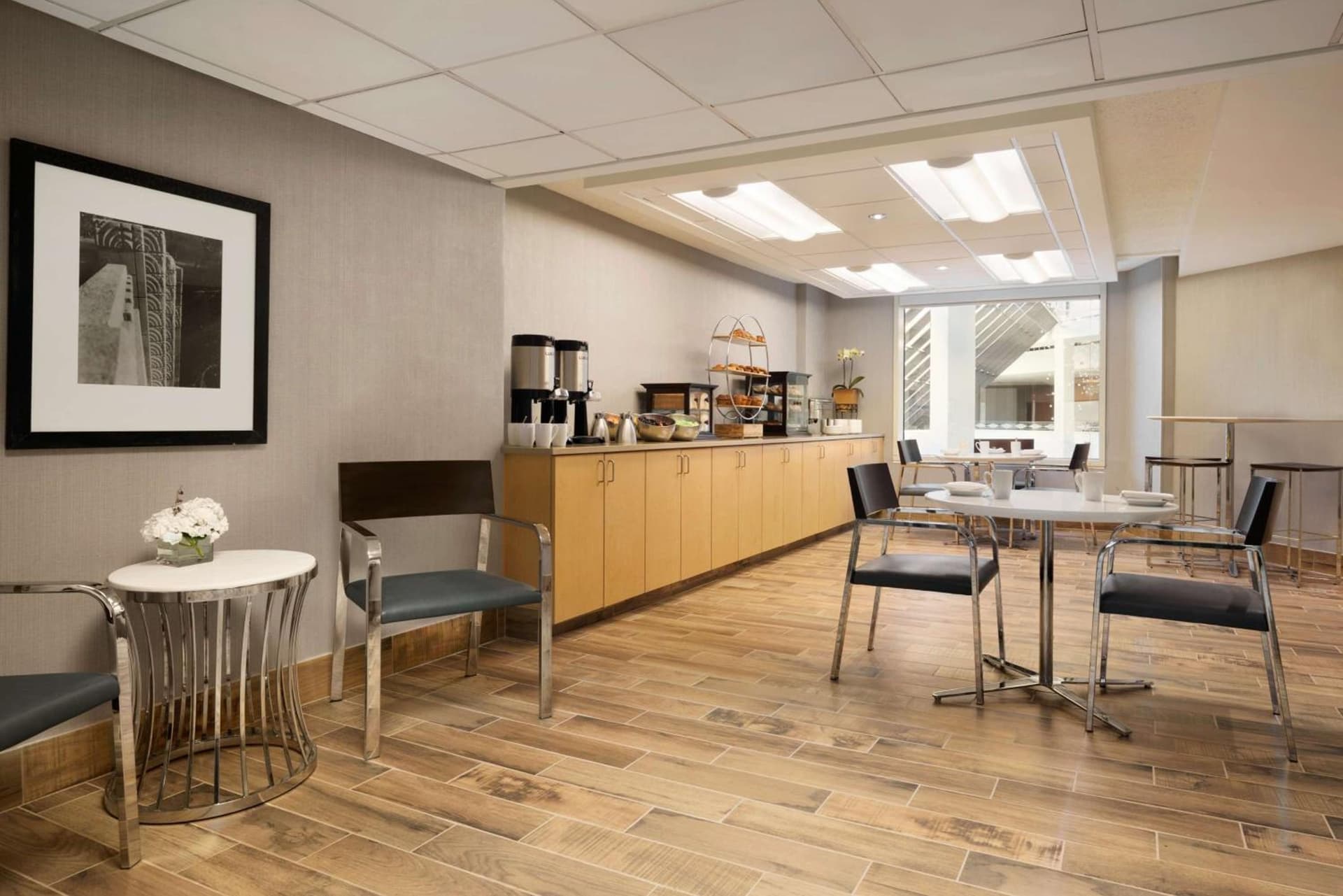 DoubleTree by Hilton Stamford gallery photo in Stamford, CT — image 65