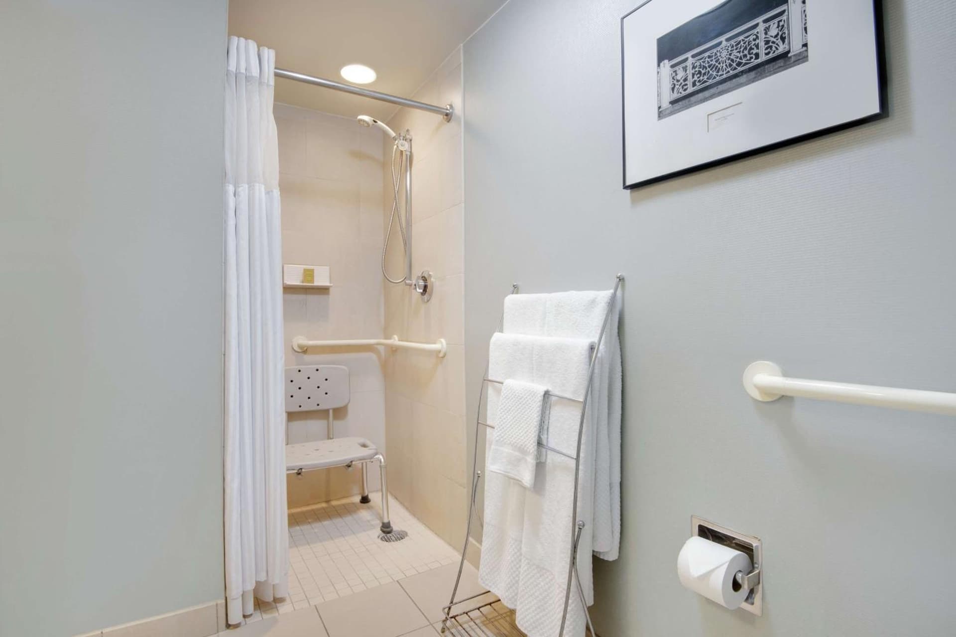 DoubleTree by Hilton Stamford gallery photo in Stamford, CT — image 70