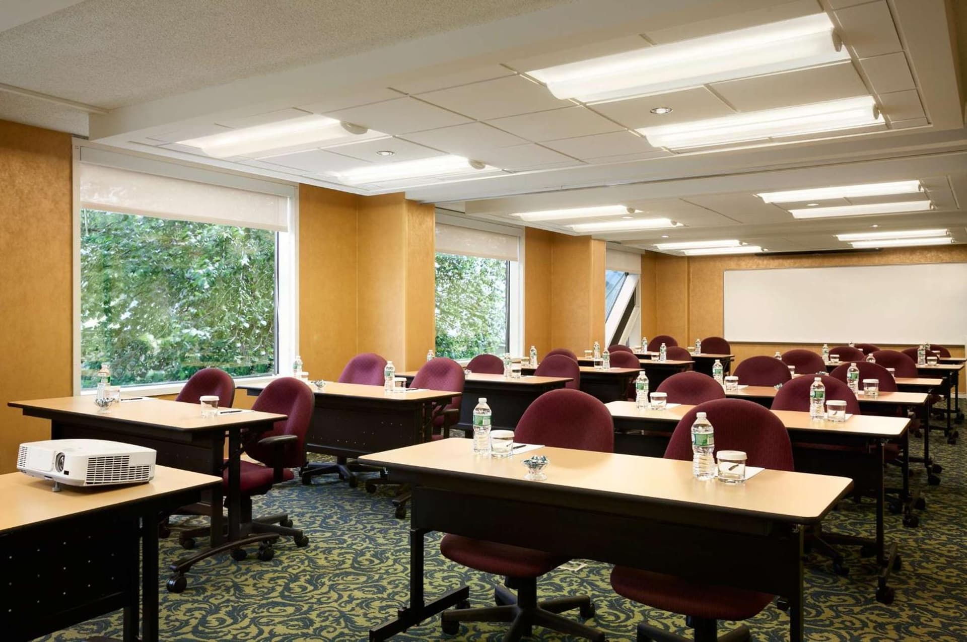 DoubleTree by Hilton Stamford gallery photo in Stamford, CT — image 72