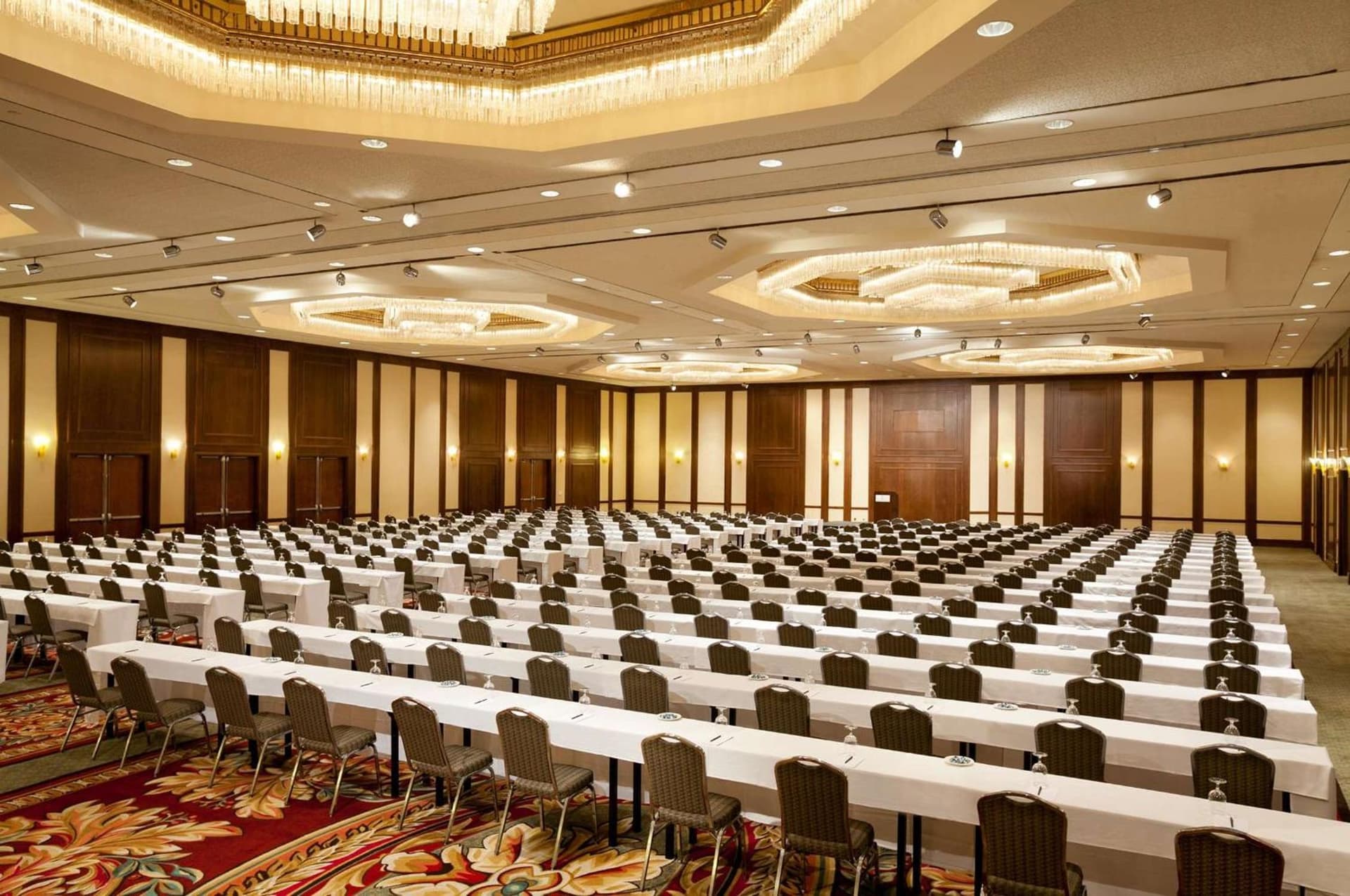 DoubleTree by Hilton Stamford gallery photo in Stamford, CT — image 5