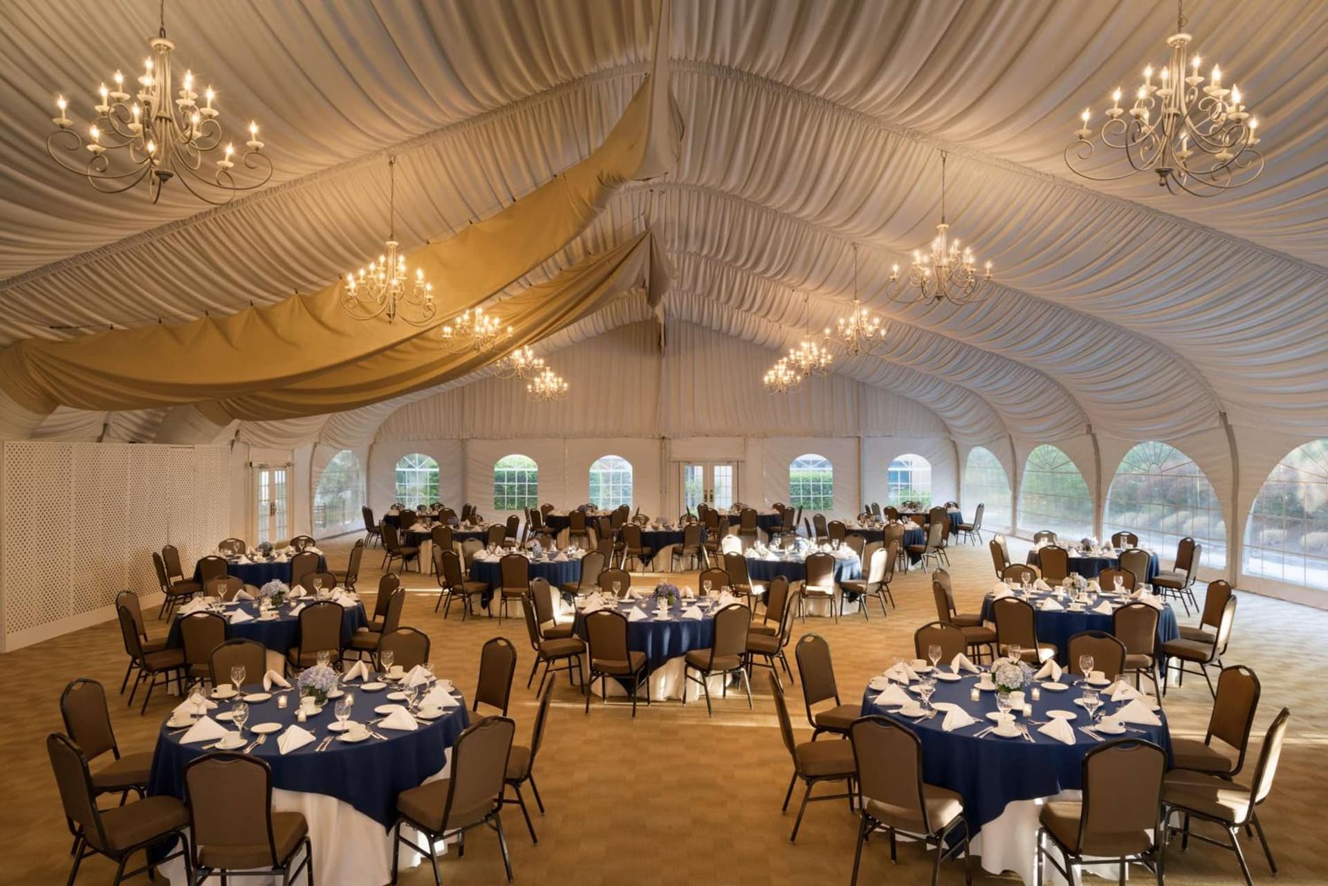 DoubleTree by Hilton Stamford gallery photo in Stamford, CT — image 38