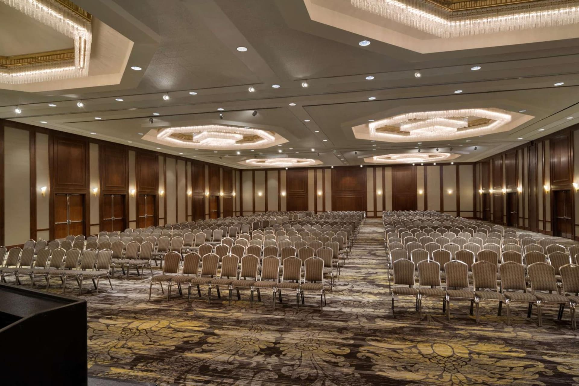DoubleTree by Hilton Stamford gallery photo in Stamford, CT — image 26