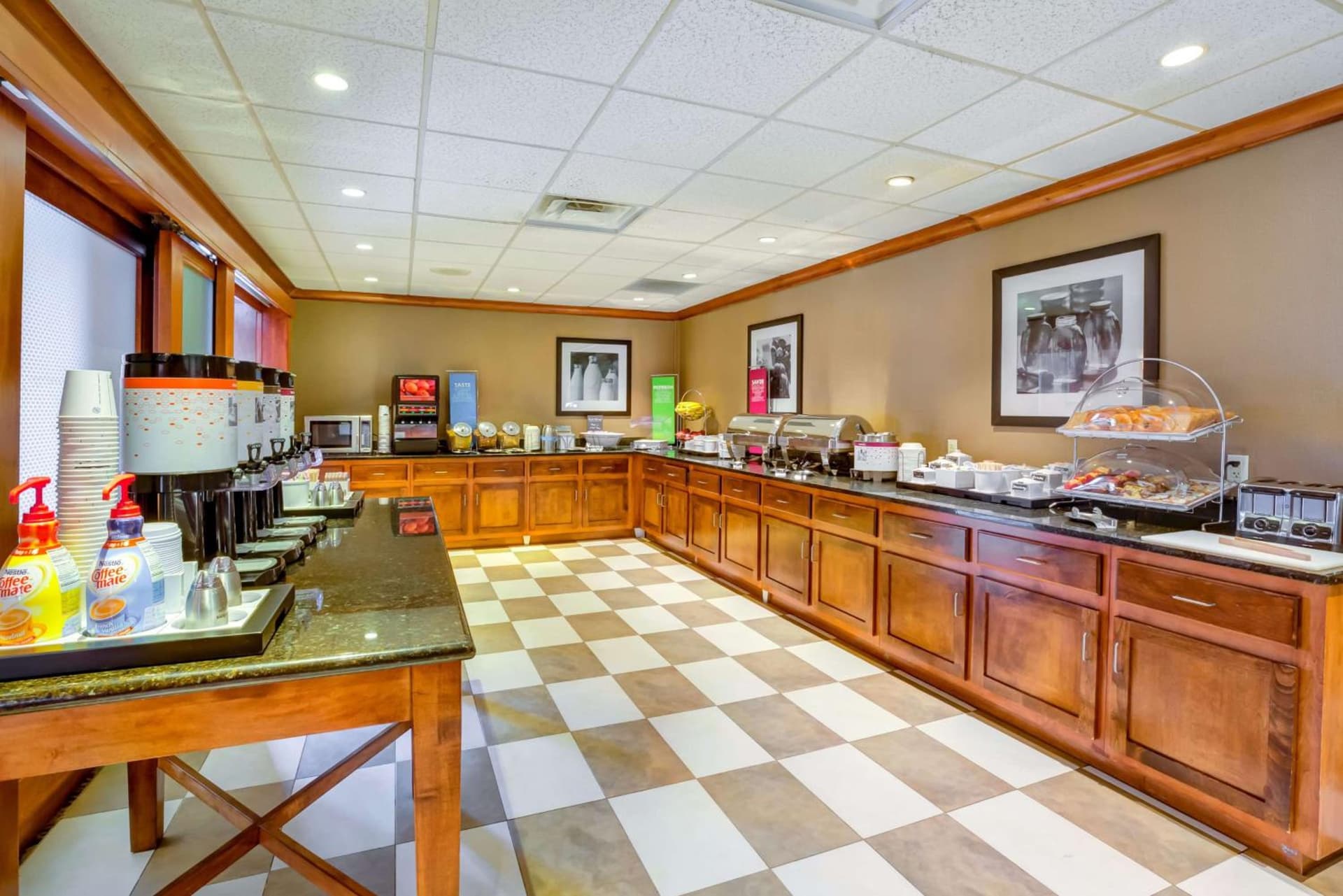 Hampton Inn Boston-Norwood gallery photo in Norwood — image 12