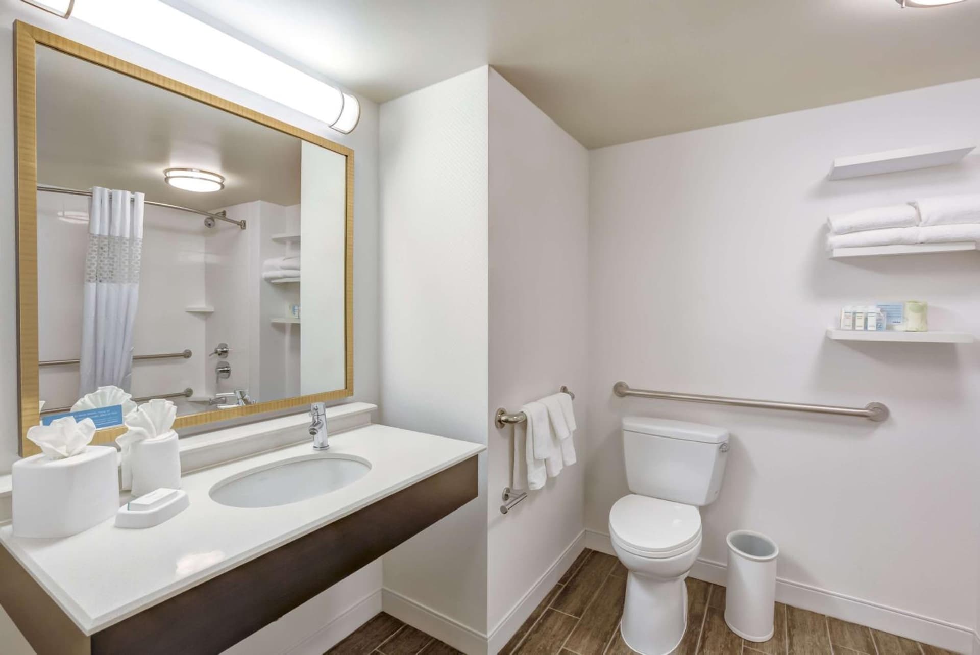 Hampton Inn Boston-Norwood gallery photo in Norwood — image 52