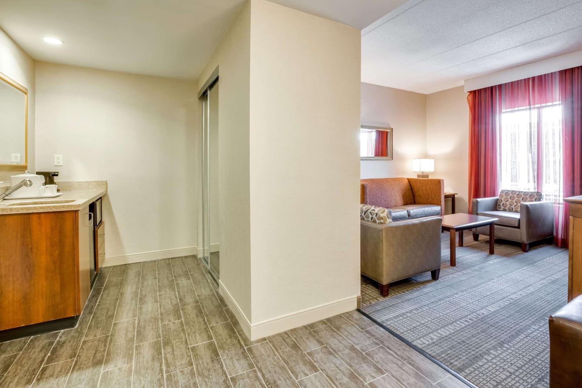 Hampton Inn Boston-Norwood gallery photo in Norwood — image 28