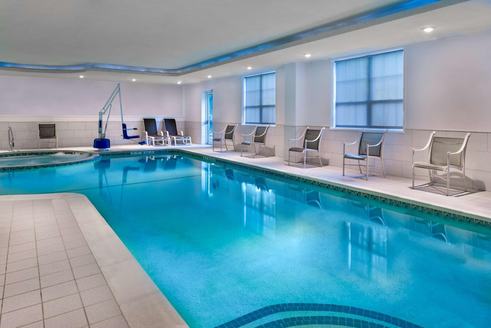 Hampton Inn Buffalo-Williamsville gallery photo in Williamsville, NY — image 8